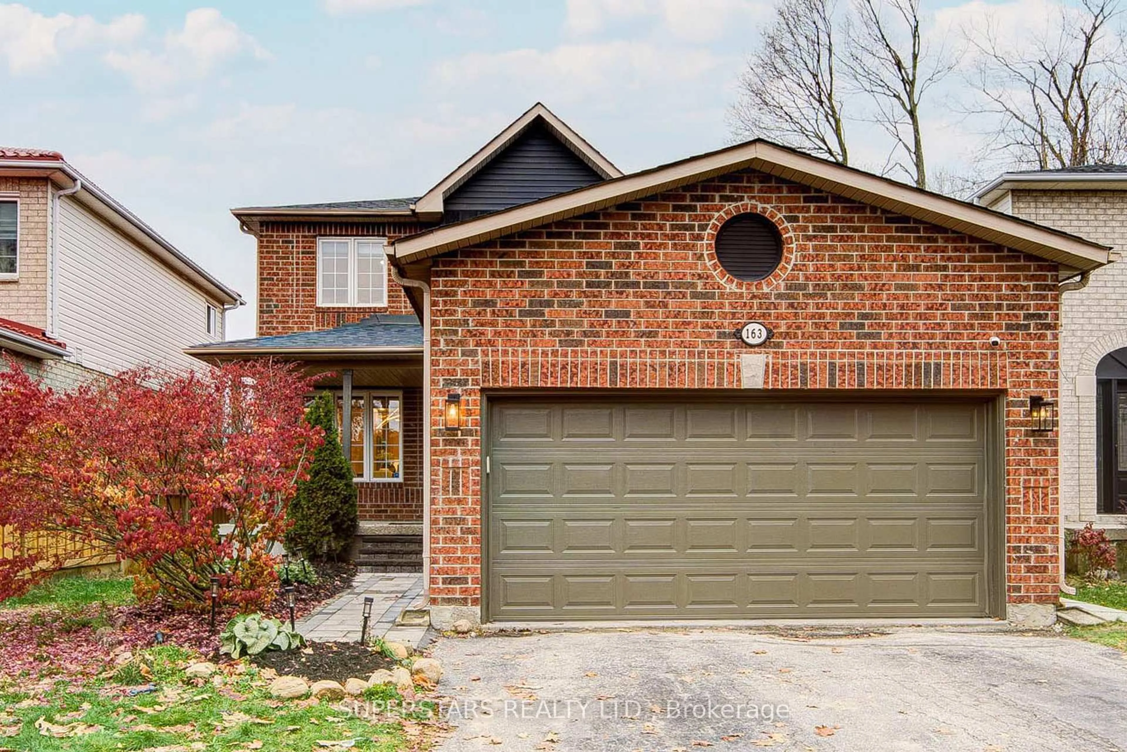 Home with brick exterior material, street for 163 Brucker Rd, Barrie Ontario L4N 8R8
