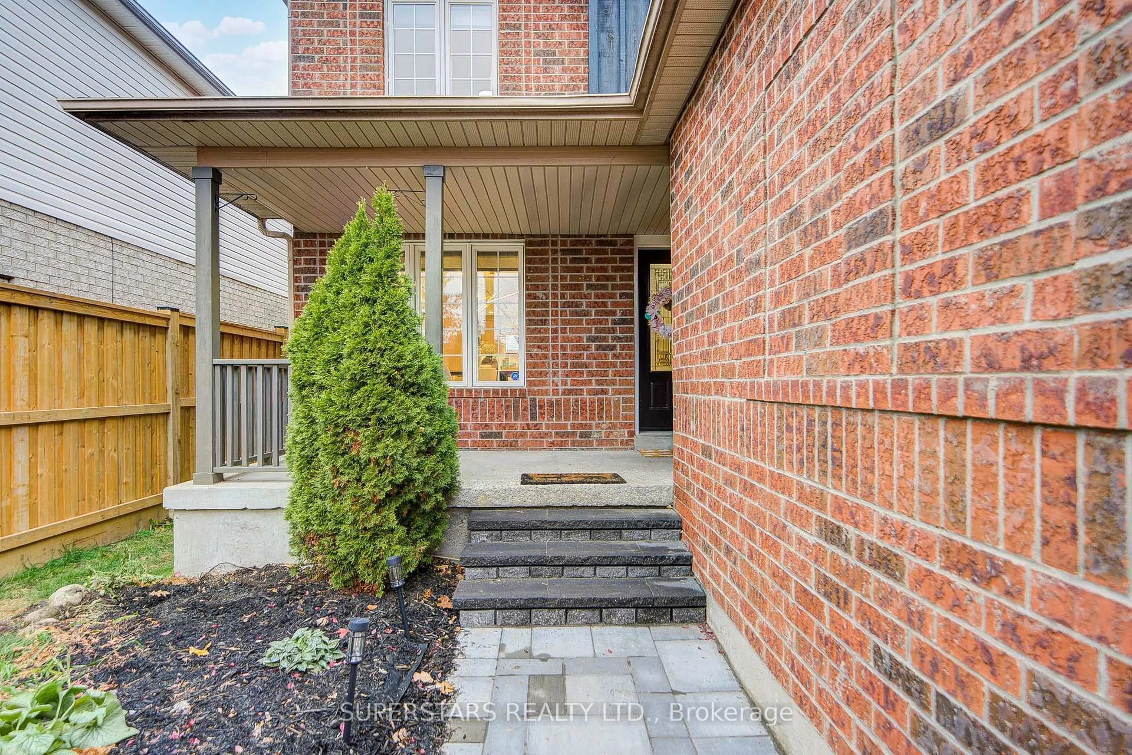 Home with brick exterior material, street for 163 Brucker Rd, Barrie Ontario L4N 8R8