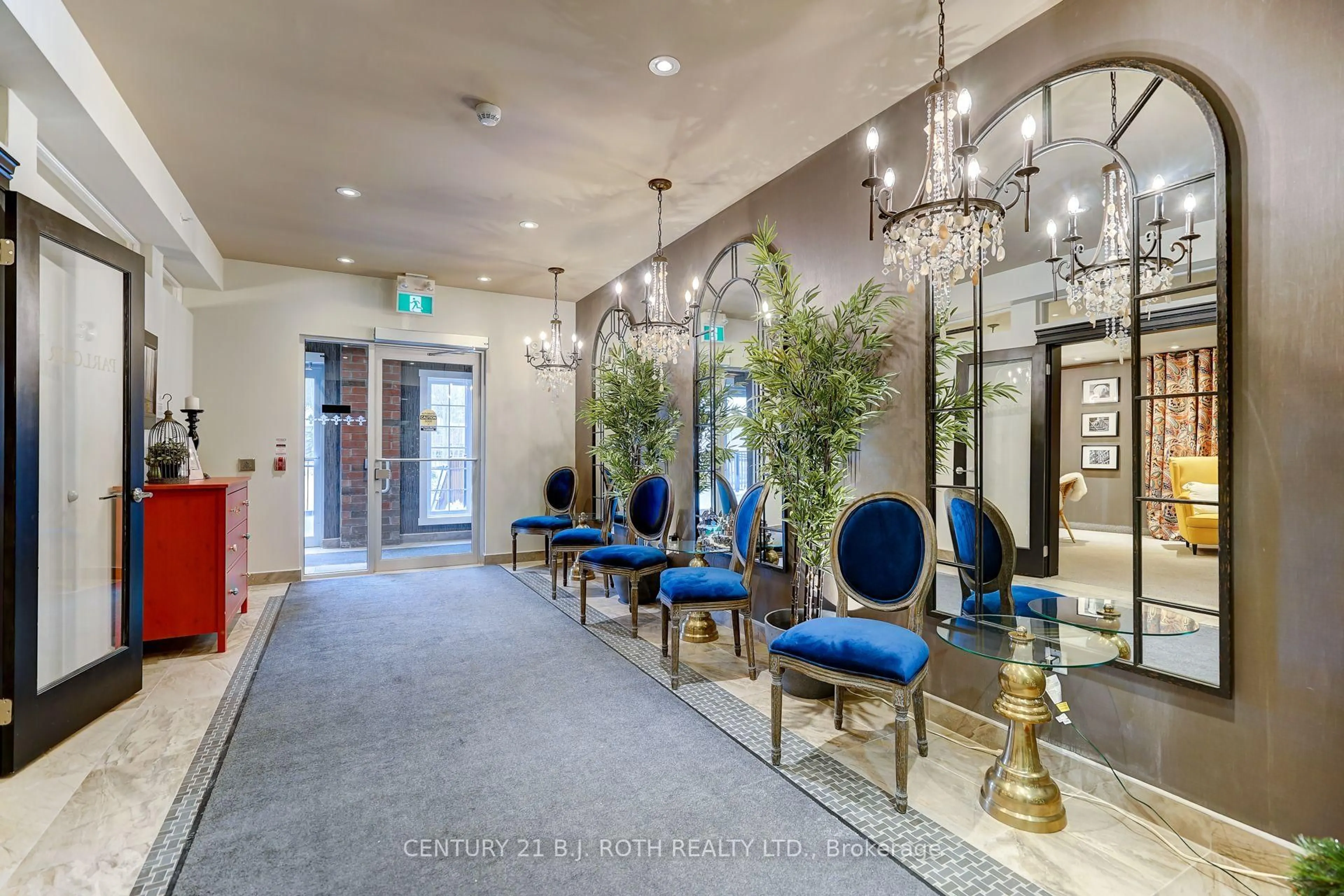 Indoor foyer for 7 GREENWICH St #407, Barrie Ontario L4N 7Y8