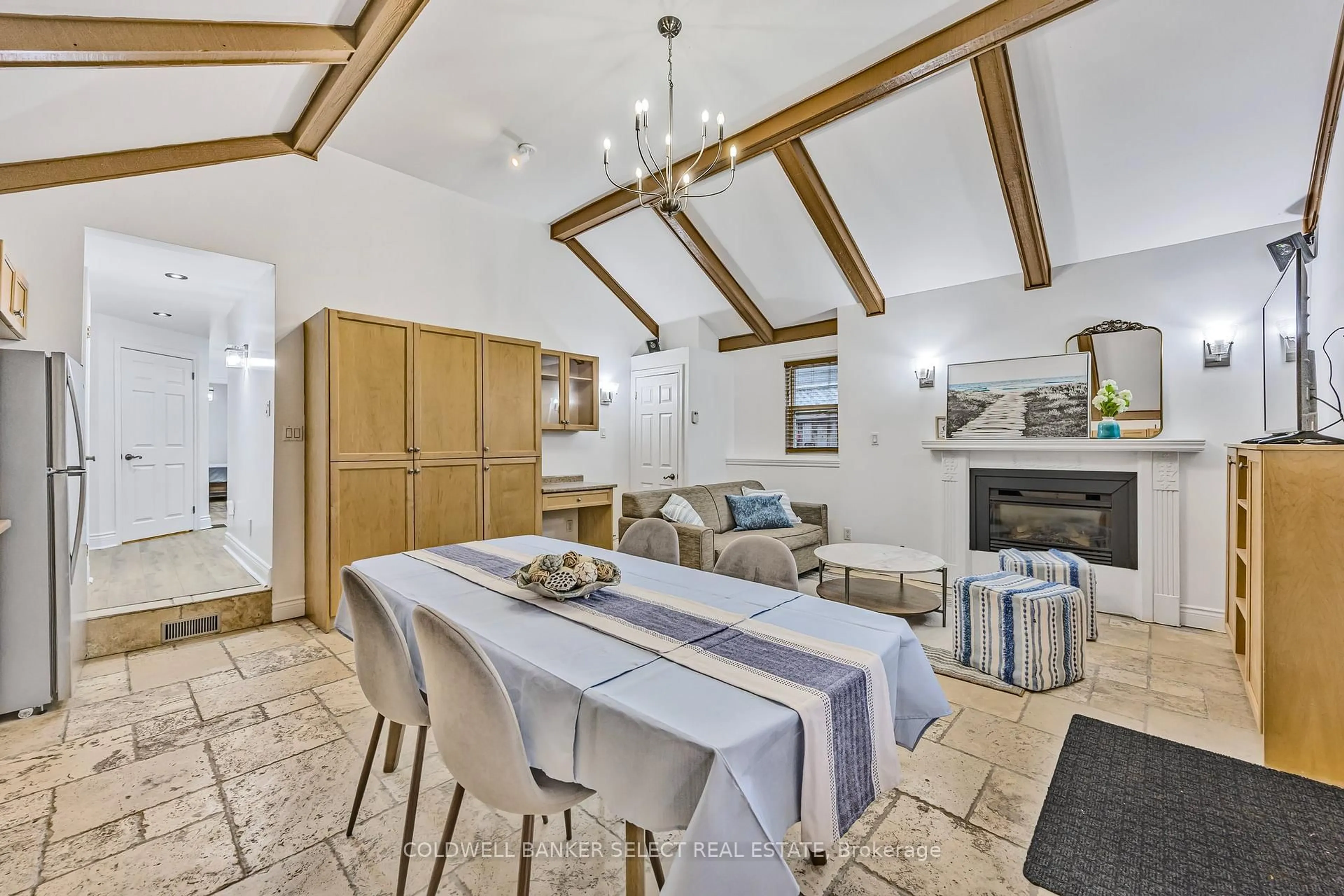 Dining room, ceramic/tile floor for 77 & 79 Baker St, Wasaga Beach Ontario L9Z 2G7
