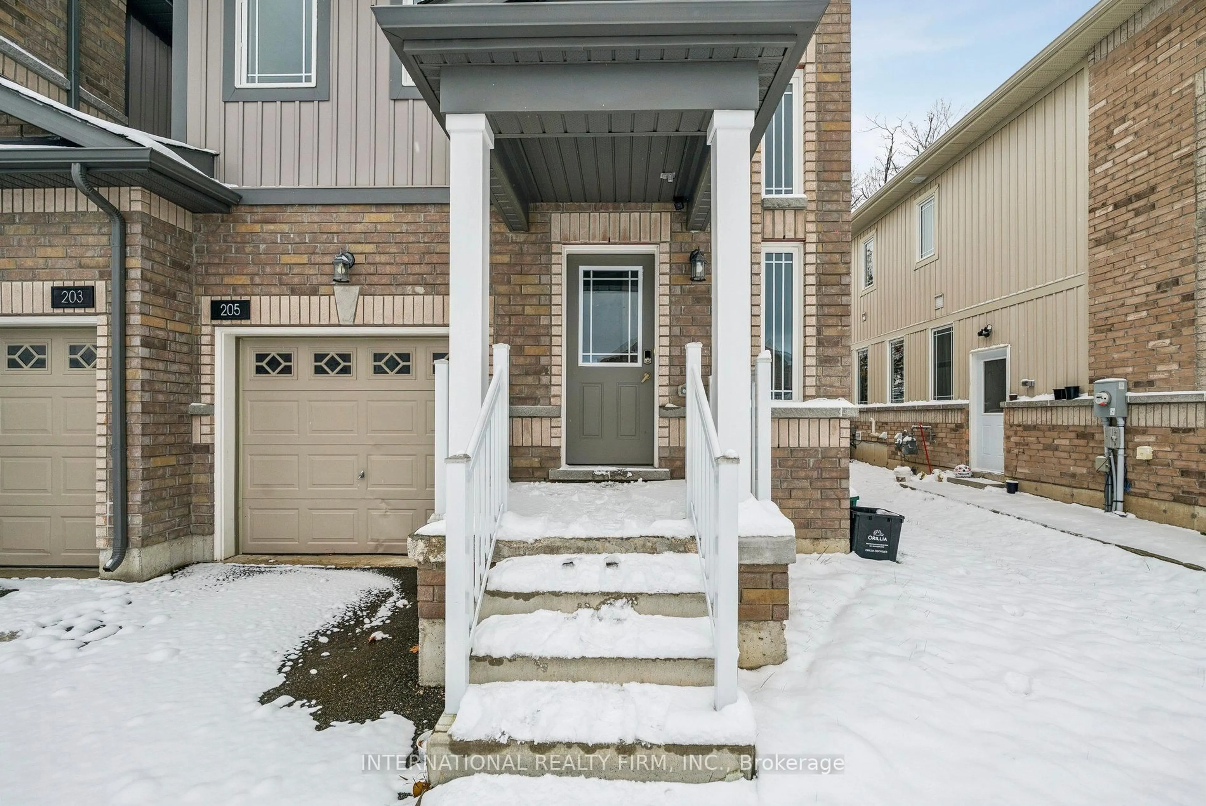 Unknown for 205 Diana Dr, Orillia Ontario L3V 0E2