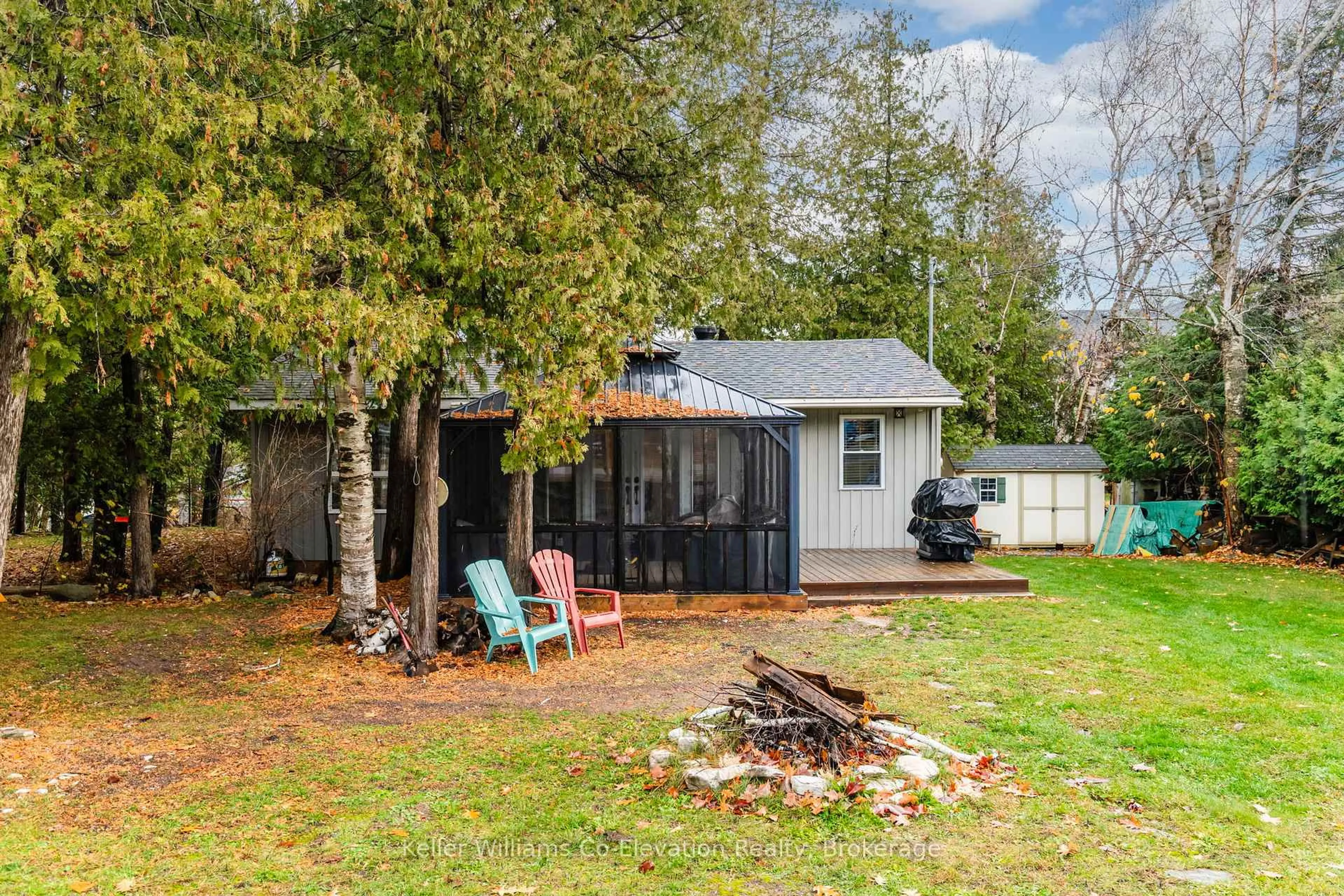 Patio, water/lake/river/ocean view for 33 Gloucester Grve, Tay Ontario L0K 1R0