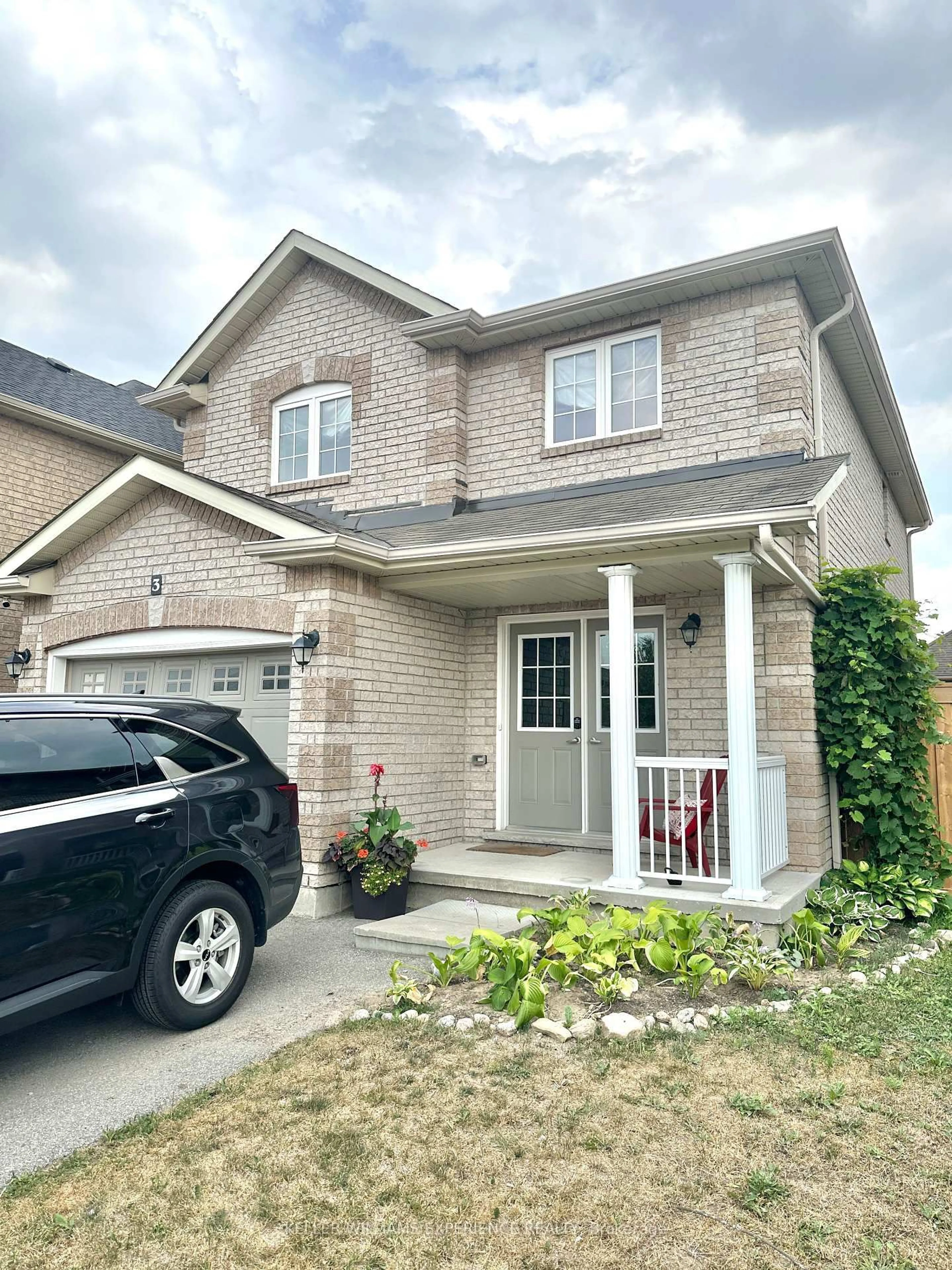 Home with brick exterior material, street for 3 Crew Crt, Barrie Ontario L4N 5S4