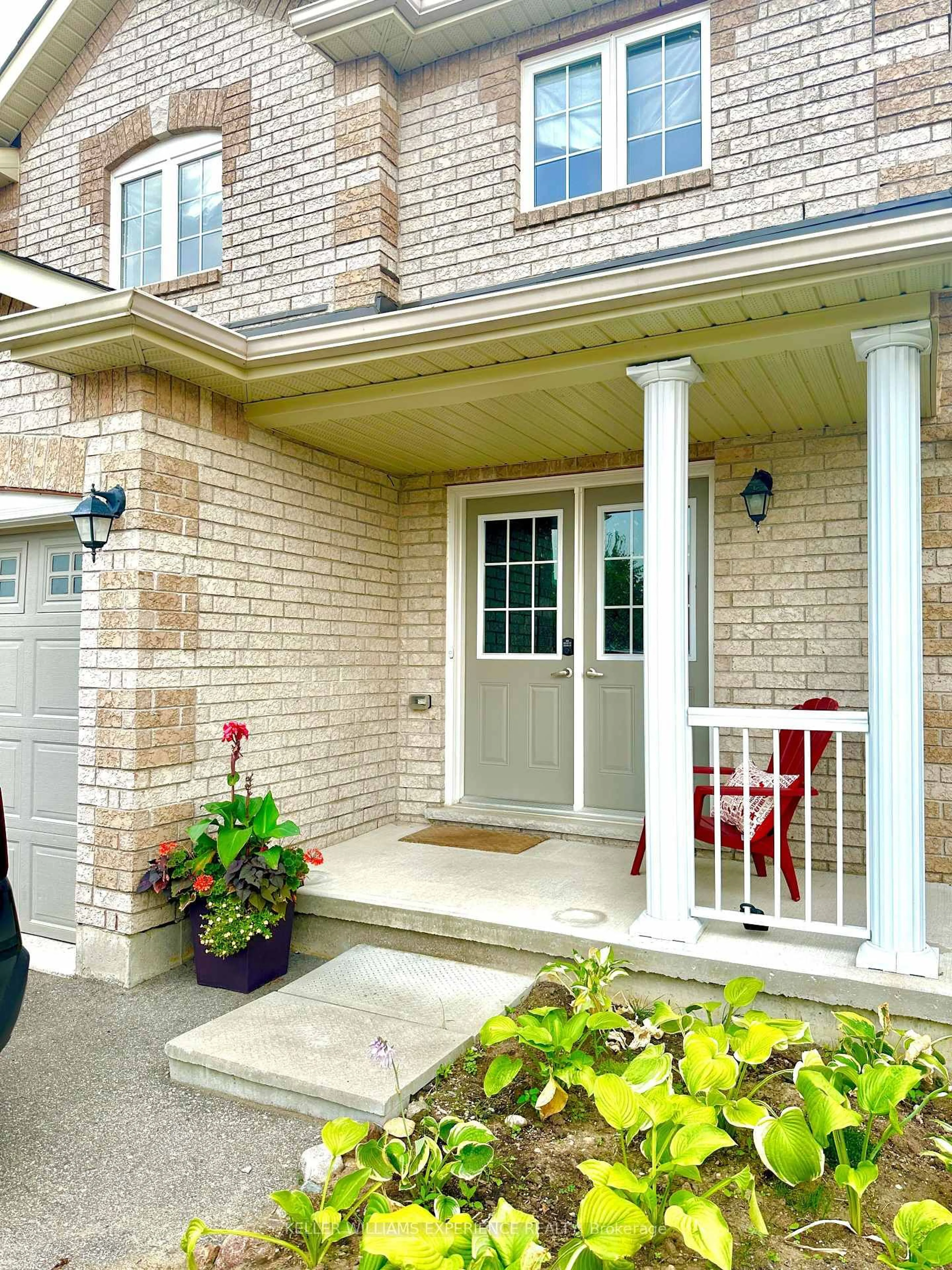 Unknown for 3 Crew Crt, Barrie Ontario L4N 5S4