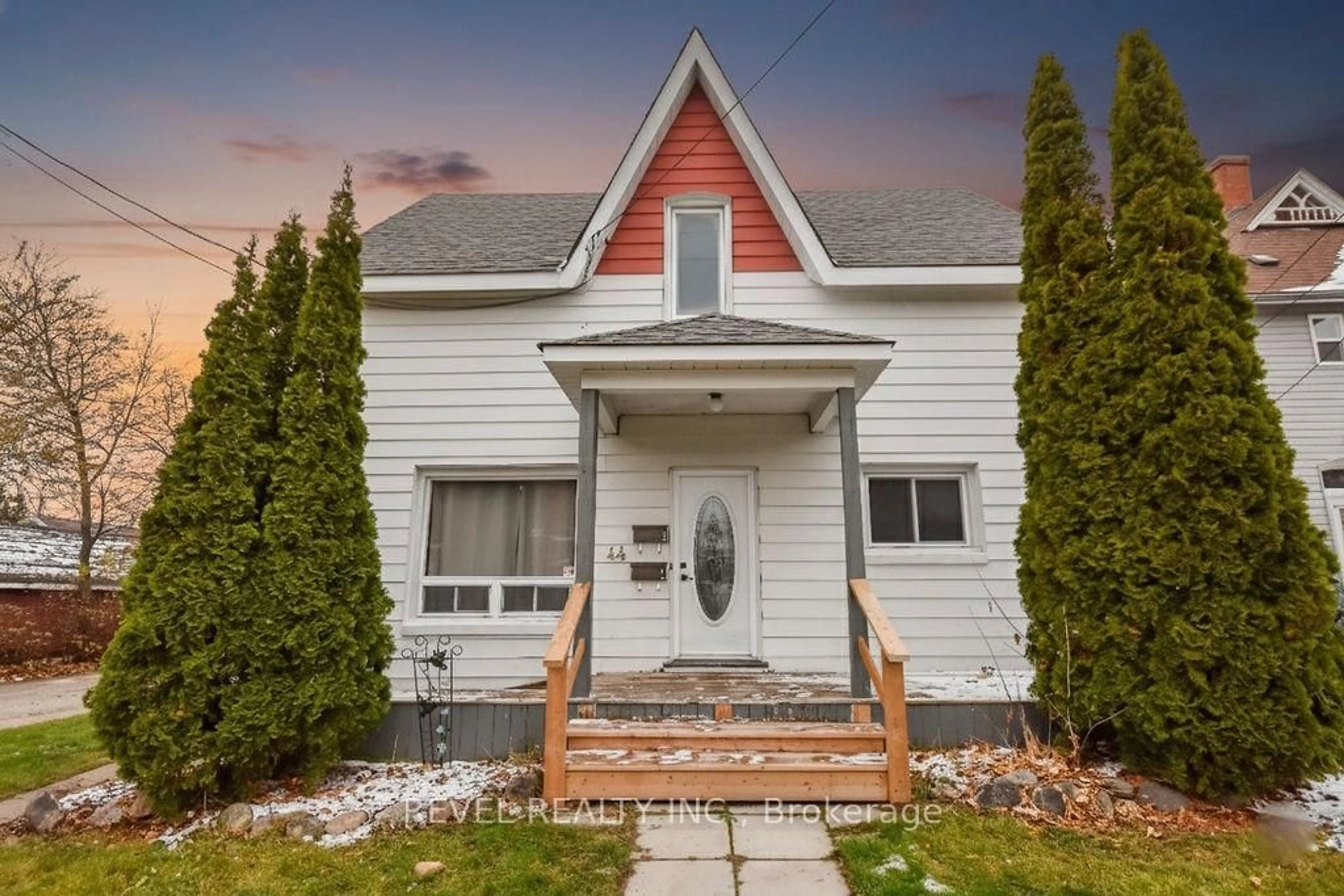 Unknown for 44 Parkside Dr, Barrie Ontario L4N 1W9