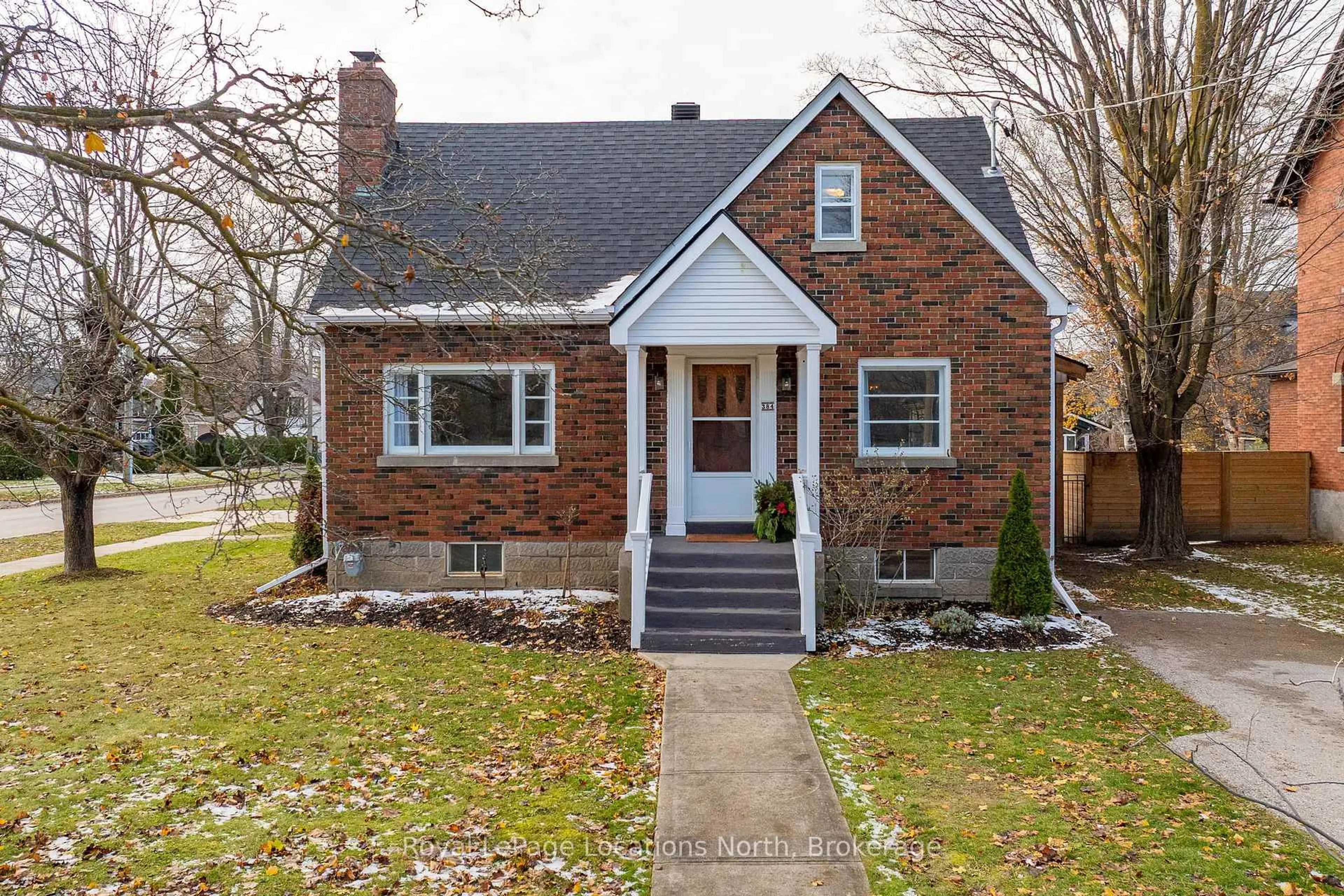 Home with brick exterior material, street for 384 Saint Marie St, Collingwood Ontario L9Y 3K8