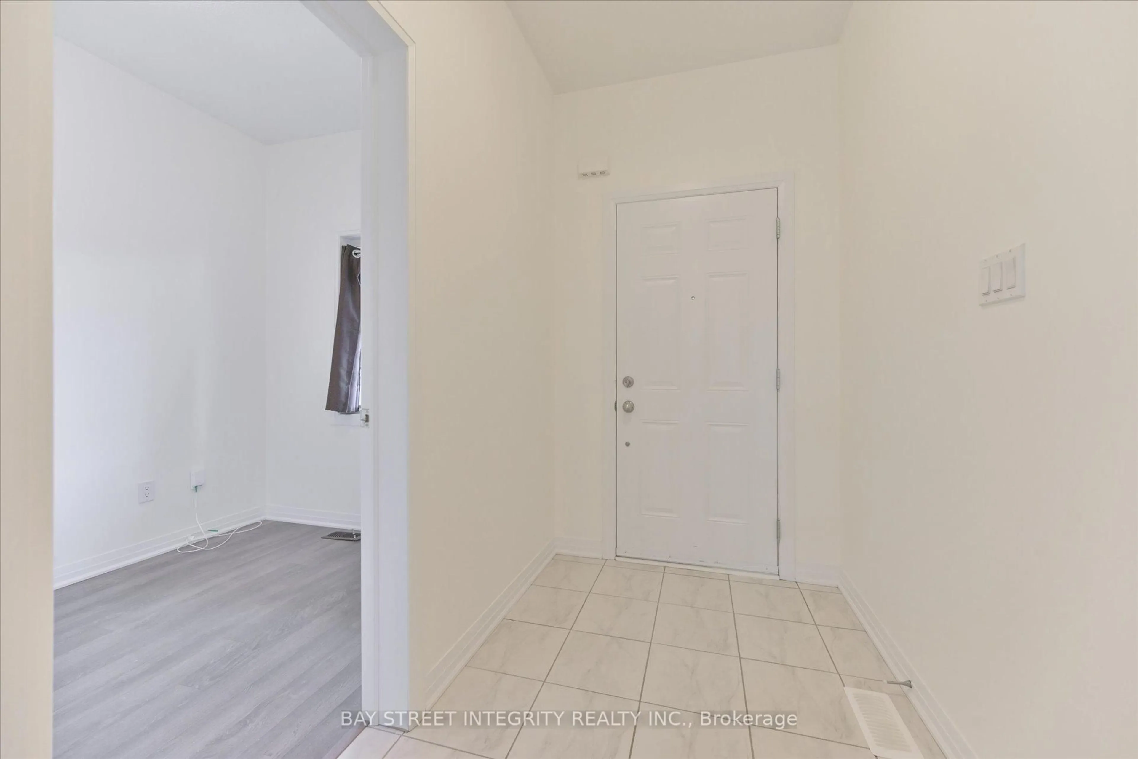 Unknown for 17 BEDFORD ESTATES Cres, Barrie Ontario L4N 9K5