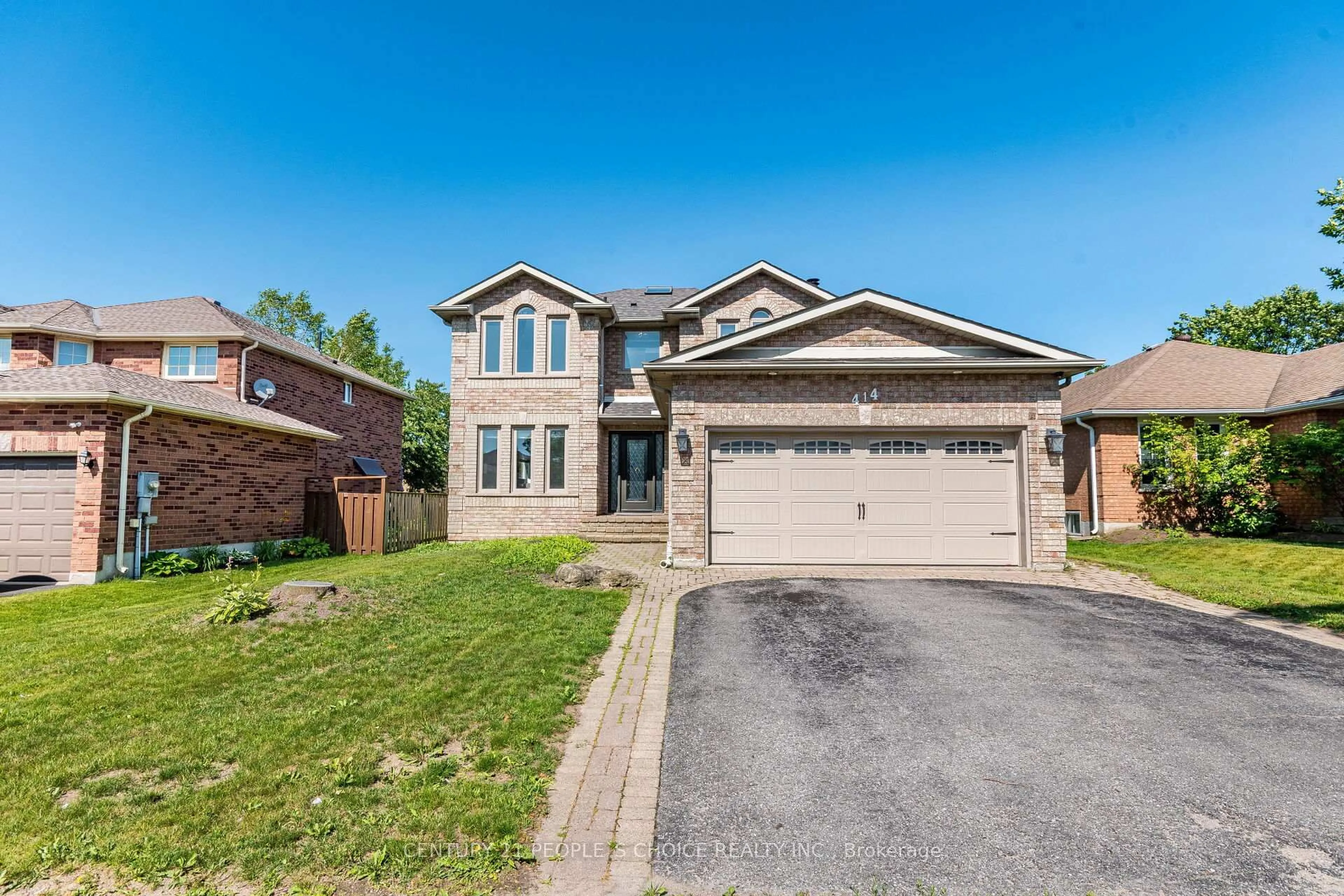 Home with brick exterior material, street for 414 Cundles Rd, Barrie Ontario L4N 7C2