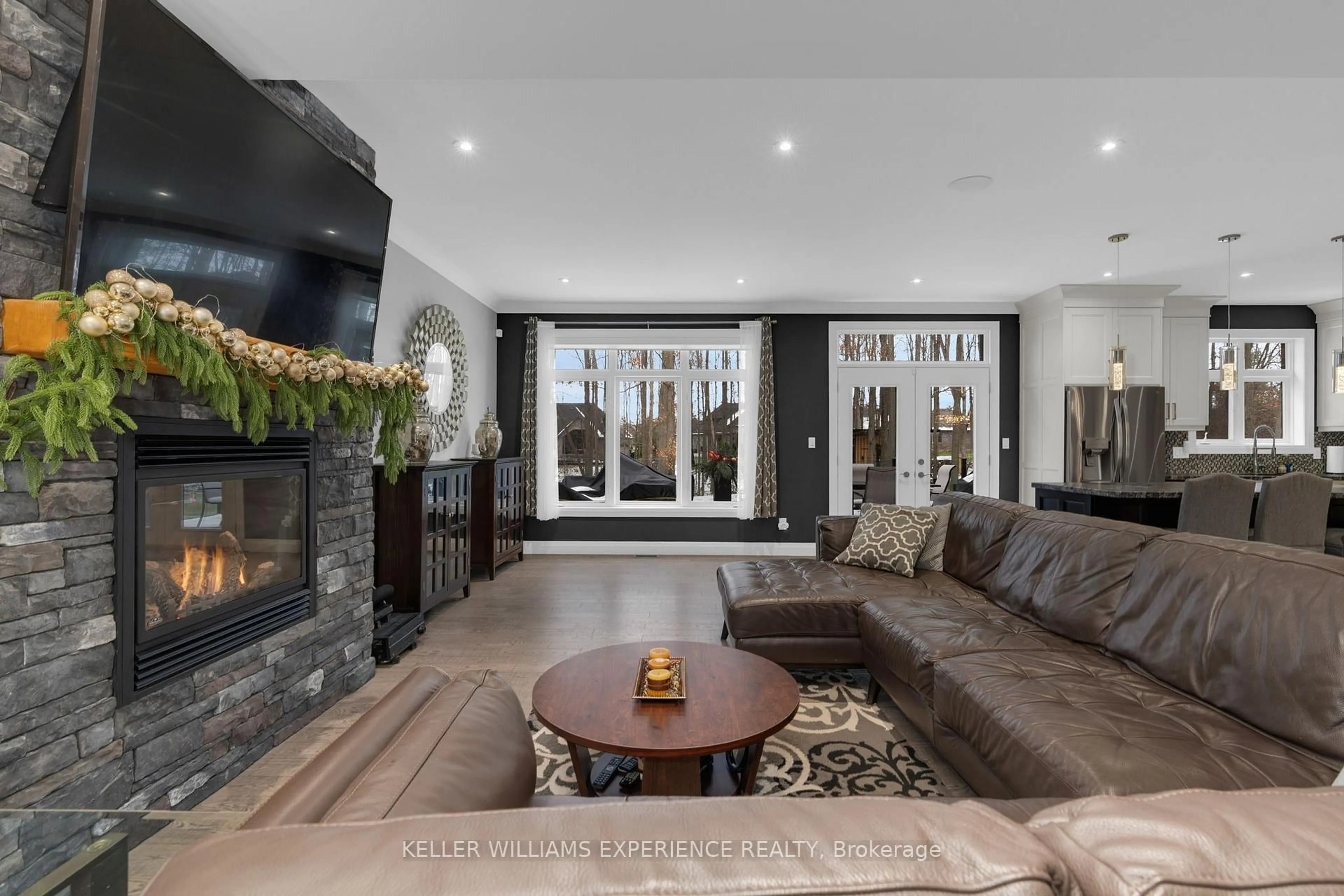 Living room with furniture, unknown for 17 Black Creek Tr, Springwater Ontario L9X 0J2