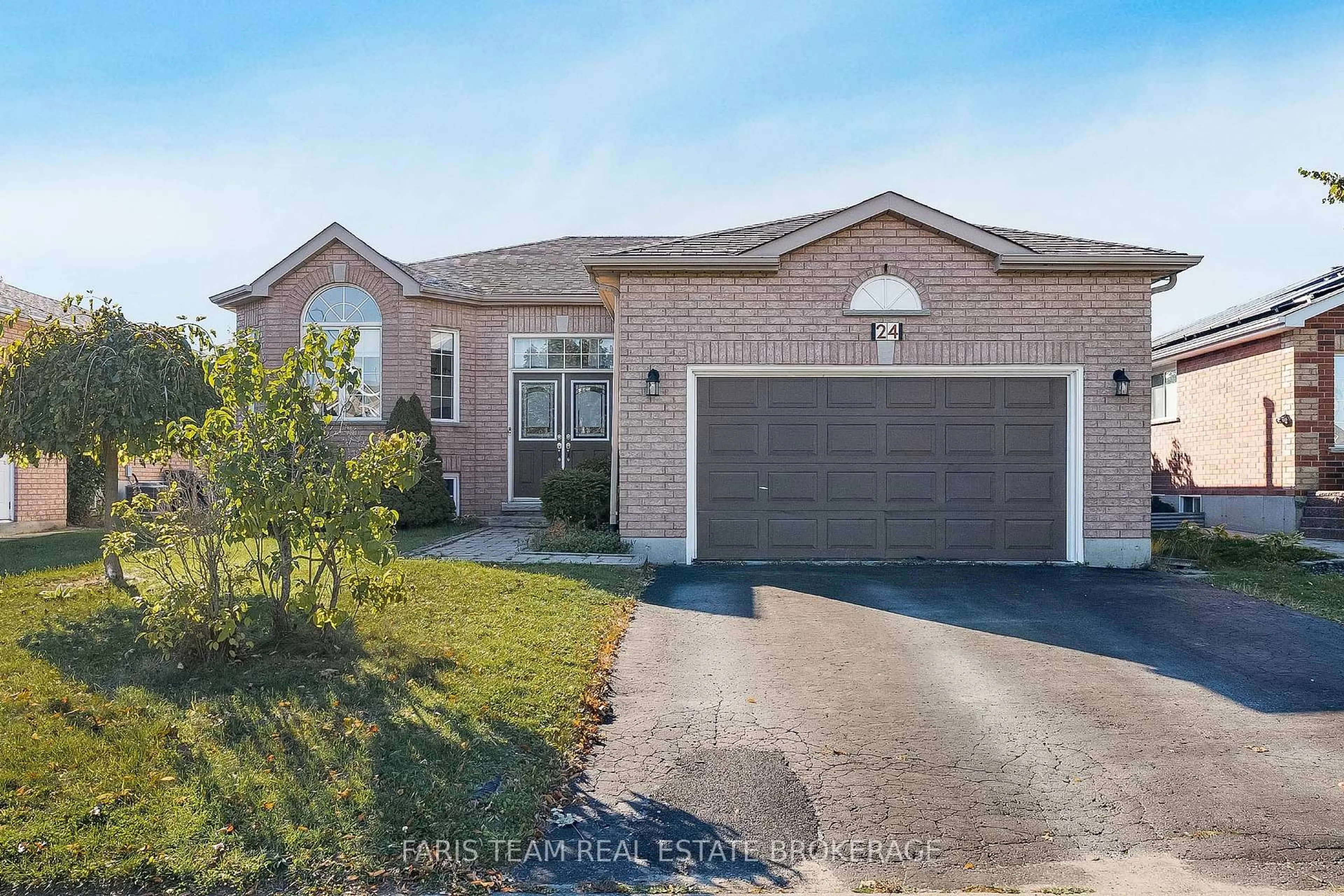 Home with brick exterior material, street for 24 Marsellus Dr, Barrie Ontario L4N 8S6