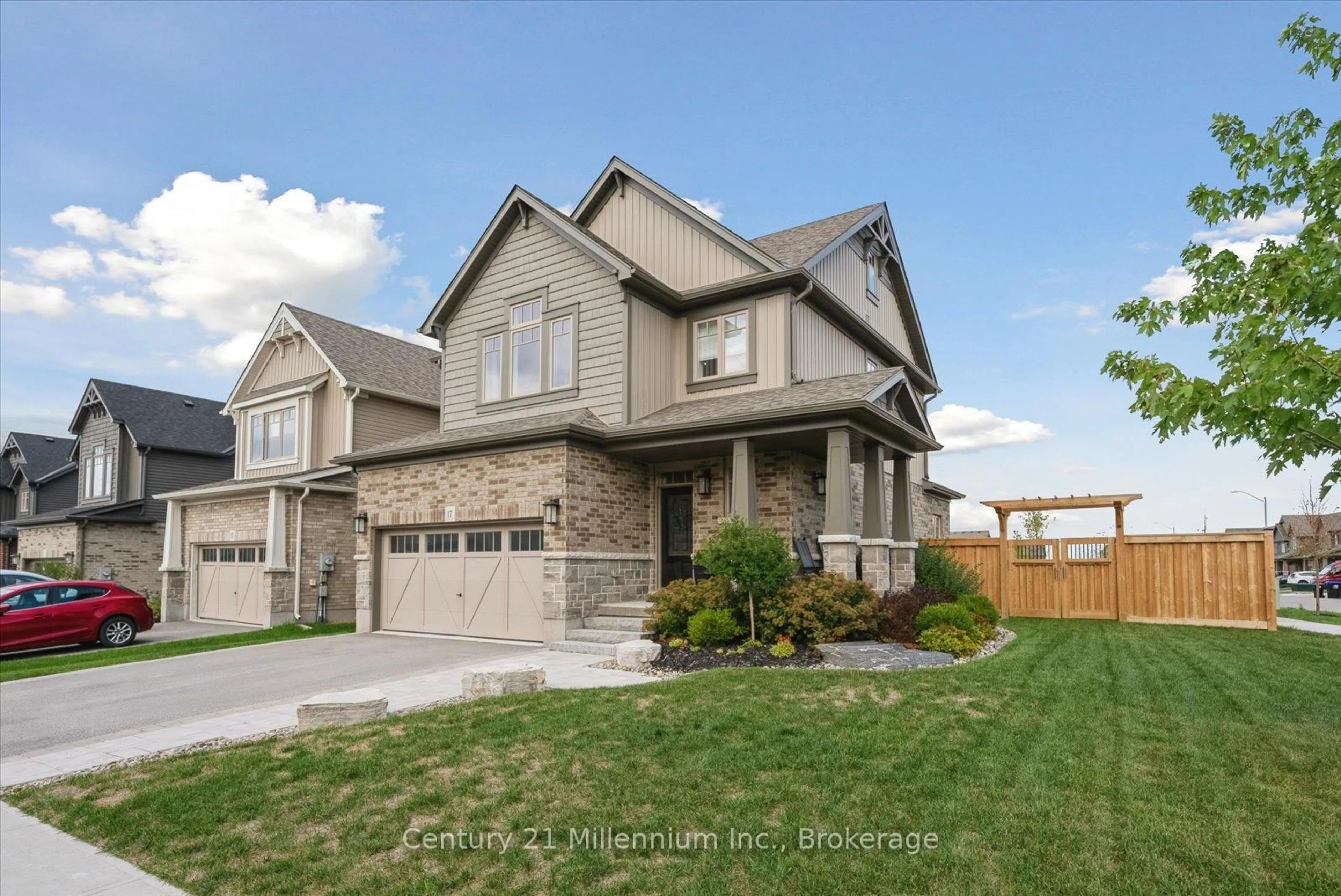 Home with brick exterior material, street for 17 Bassett St, Collingwood Ontario L9Y 3B7