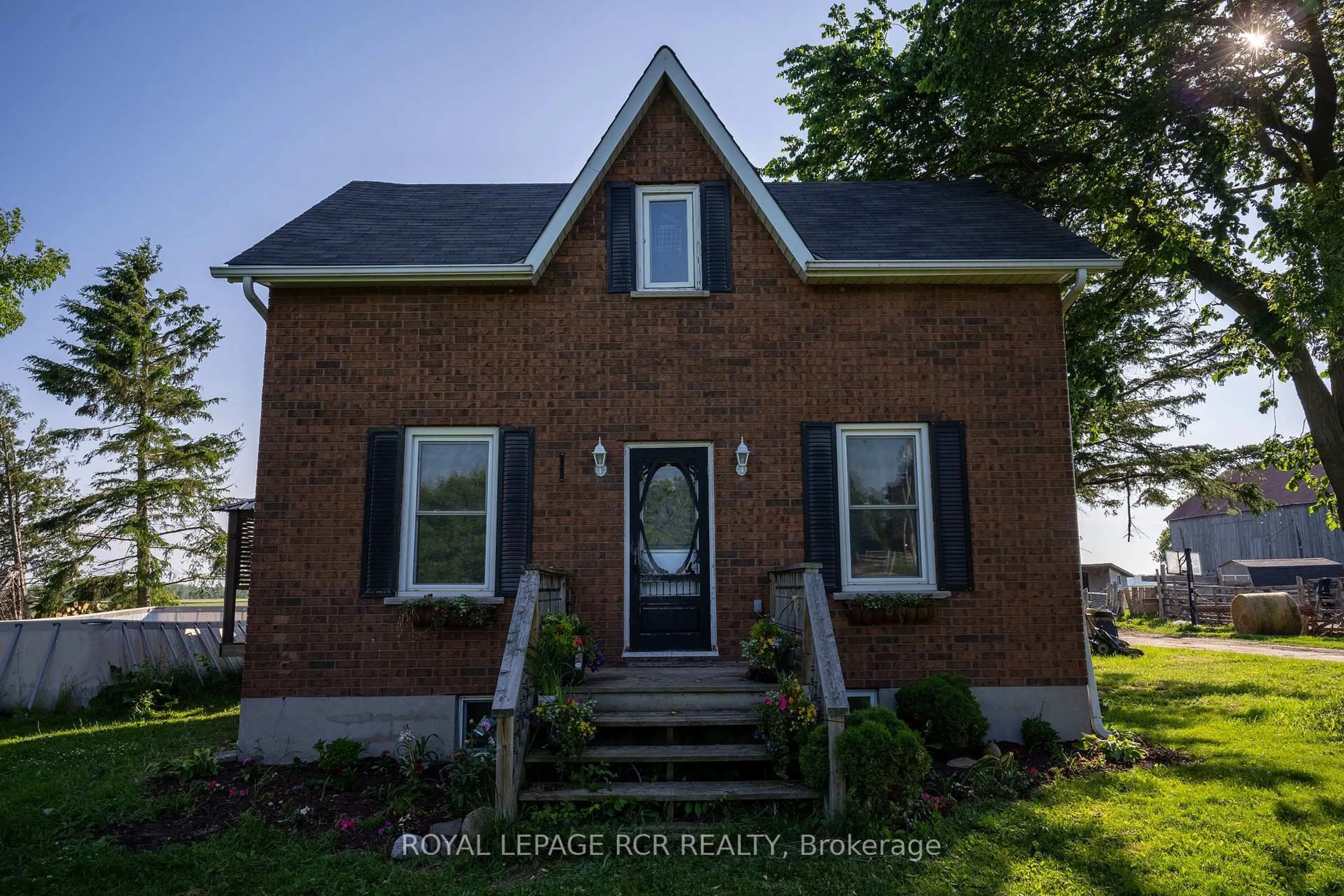 Home with brick exterior material, street for 2606 Crossland Rd, Springwater Ontario L0L 1P0