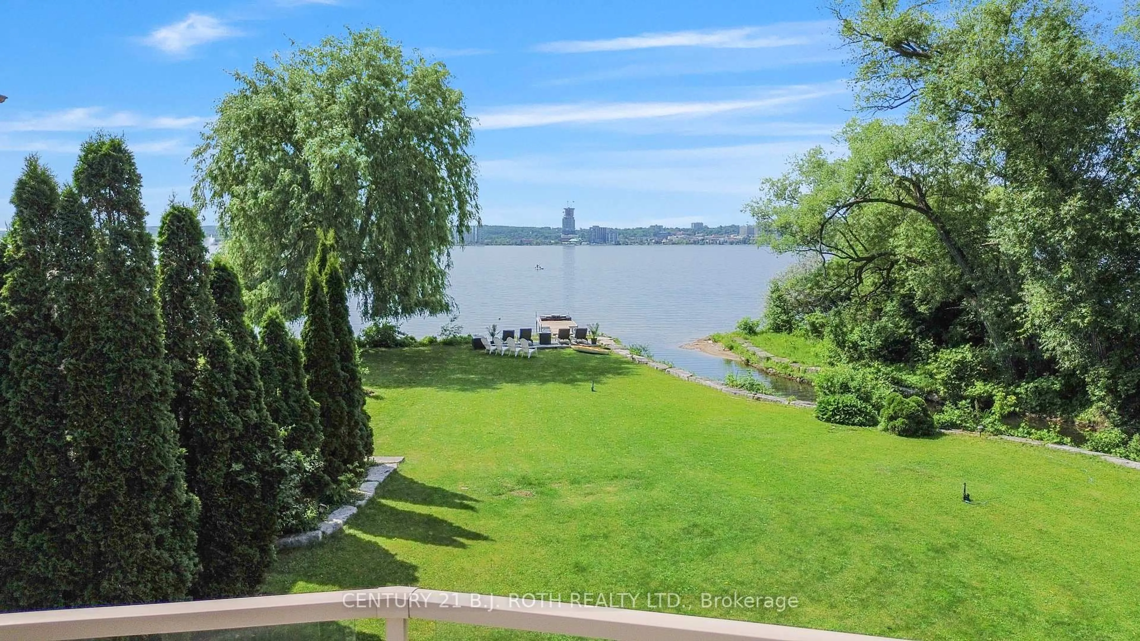 Patio, water/lake/river/ocean view for 58 White Oaks Rd, Barrie Ontario L4N 4B9