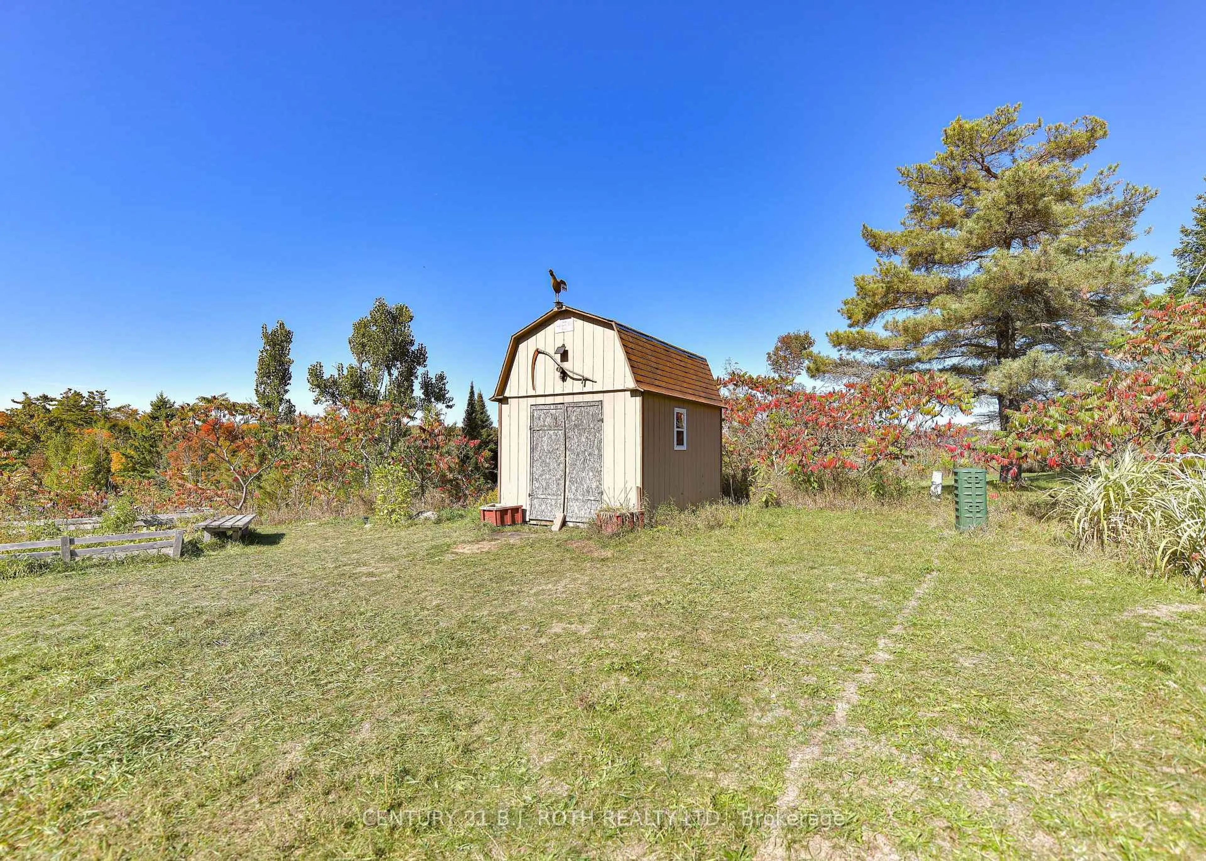 Shed for 19 Claremont Cres, Oro-Medonte Ontario L3V 0P9