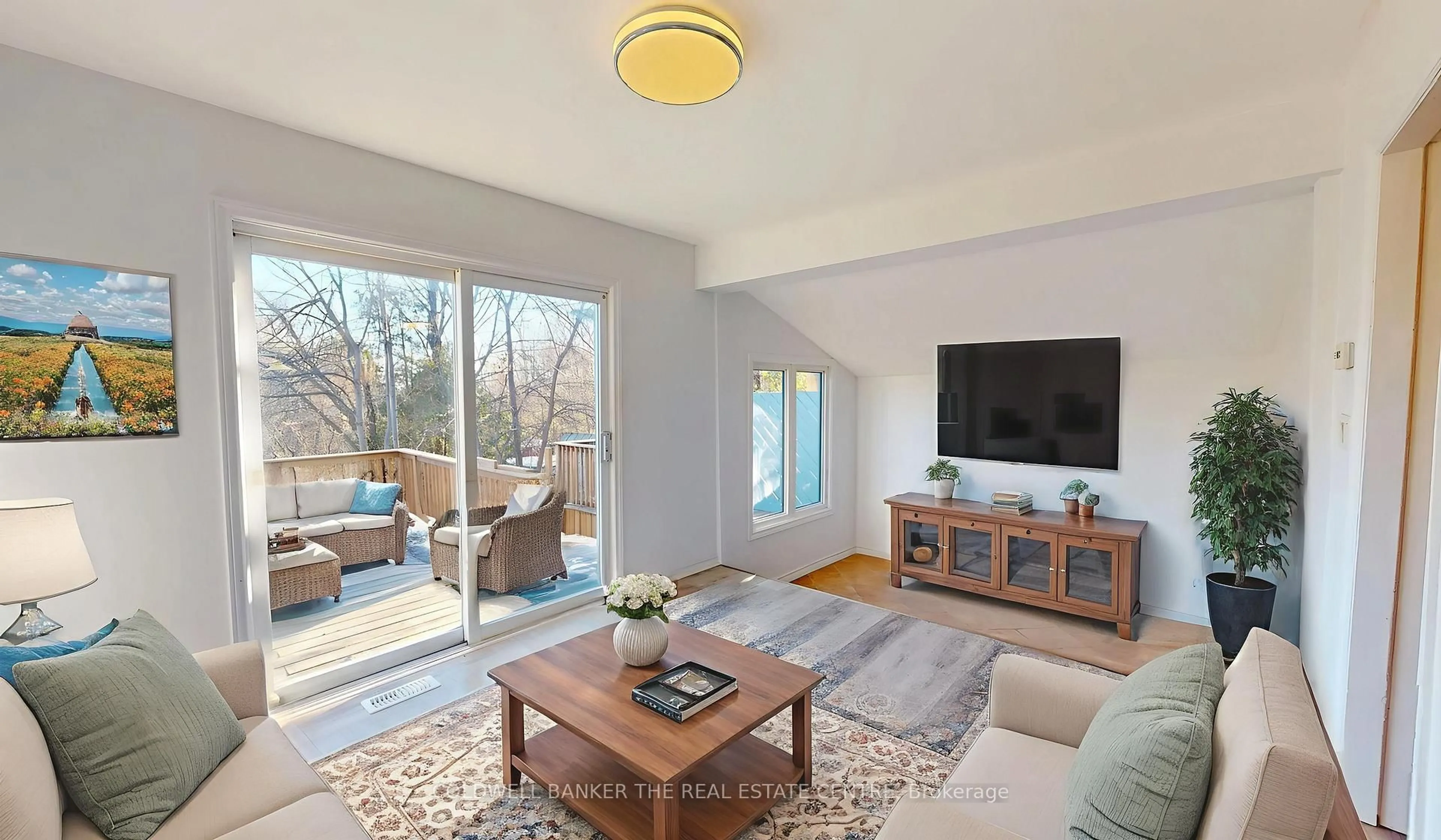 Living room with furniture, unknown for 532 Laclie St, Orillia Ontario L3V 4P9