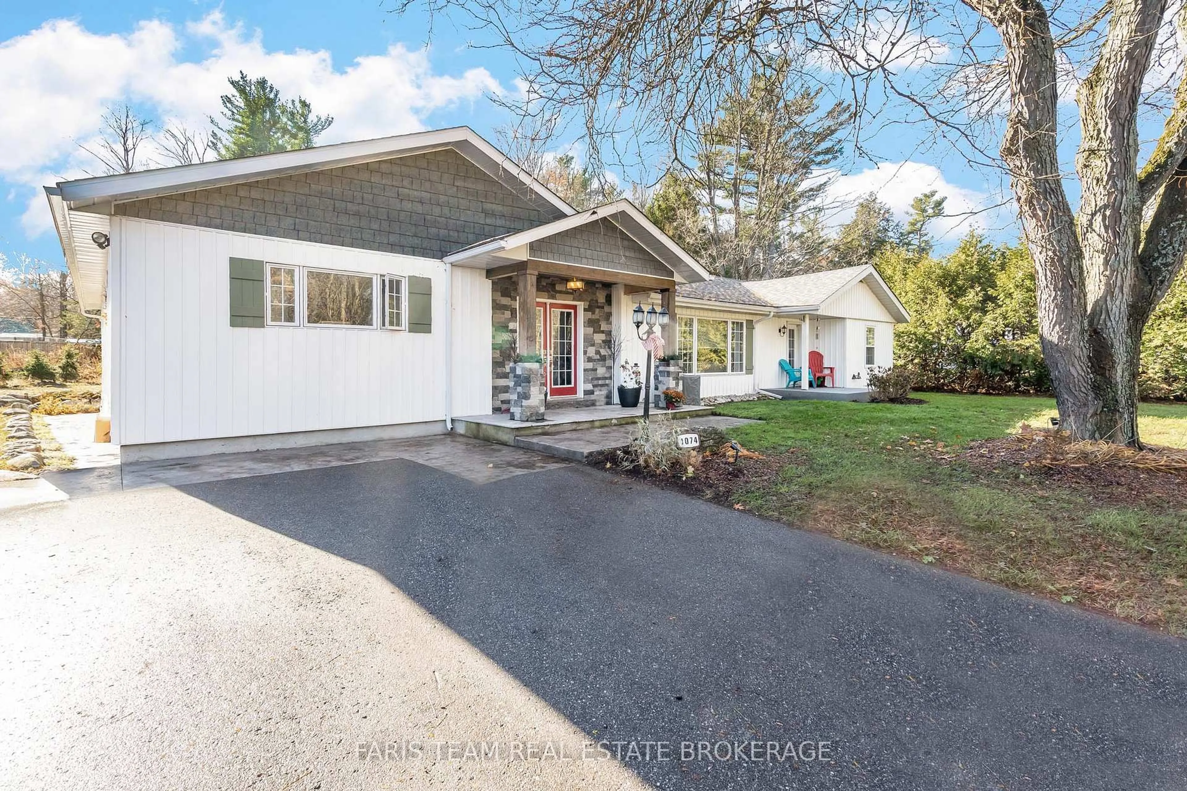 Unknown for 1074 Lafontaine Rd, Penetanguishene Ontario L9M 1P9