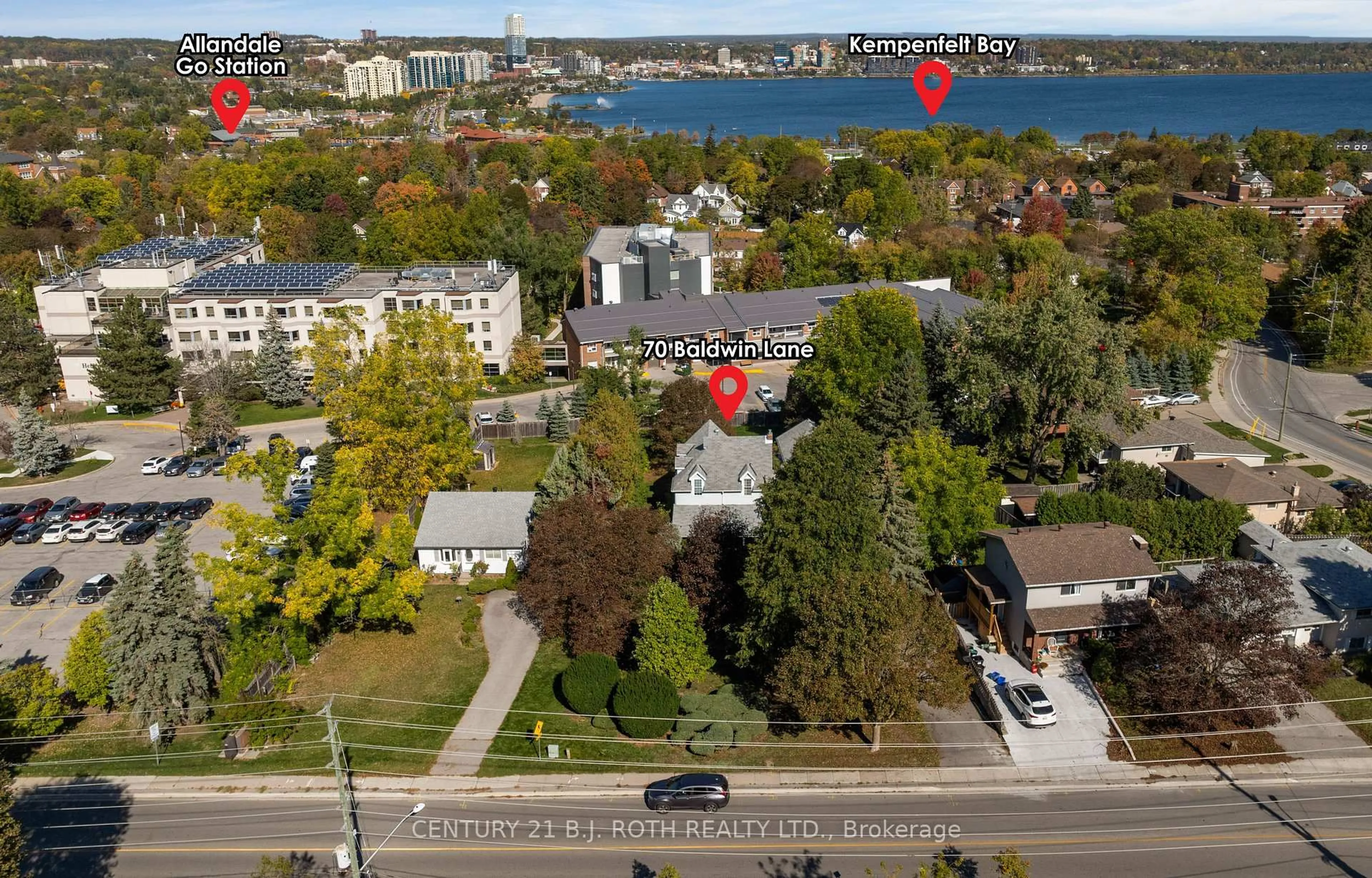 A pic from outside/outdoor area/front of a property/back of a property/a pic from drone, unknown for 70 Baldwin Lane, Barrie Ontario L4N 2W3