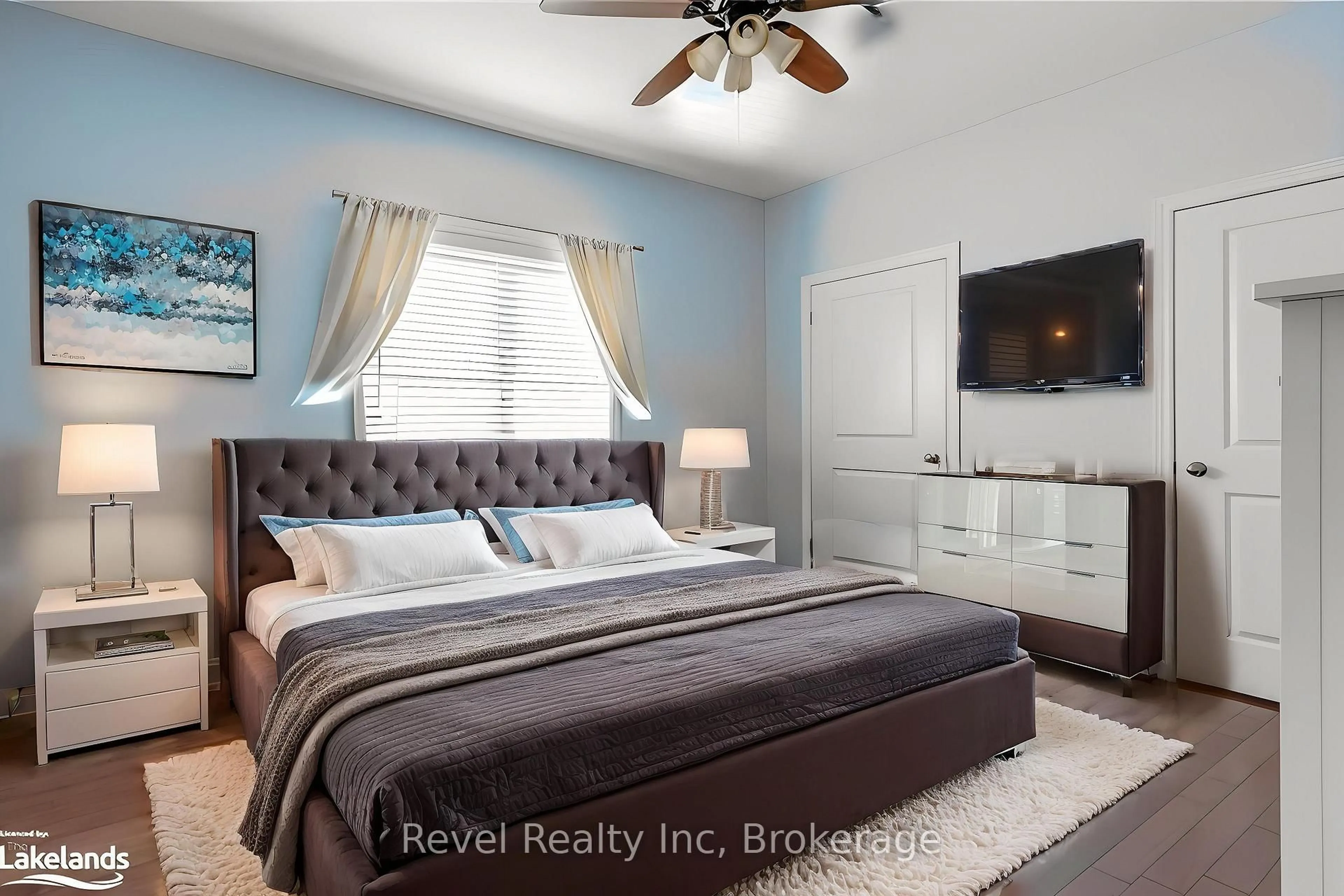 Bedroom with bed, unknown for 23 RUE HELENE, Tiny Ontario L9M 0H1