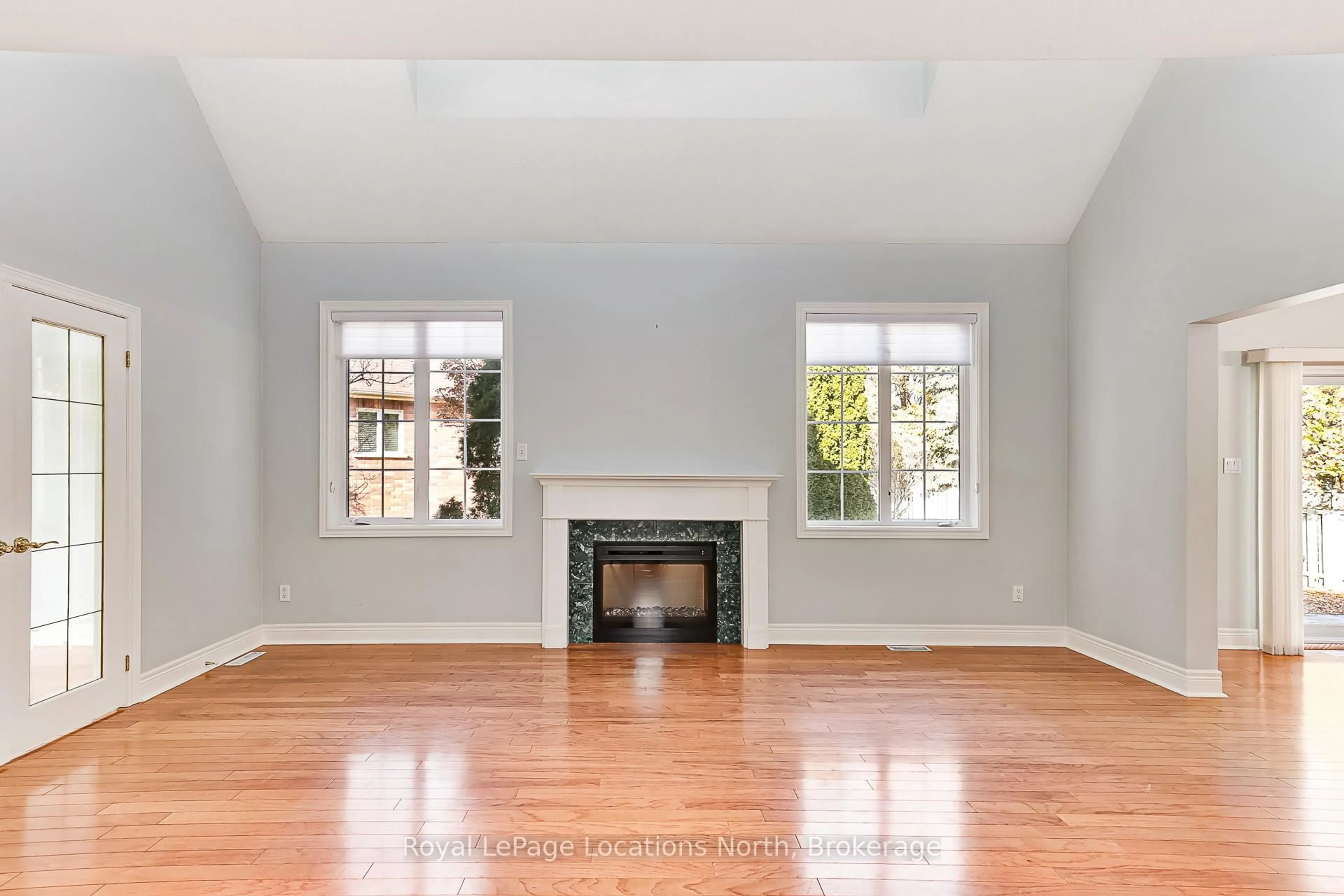 A pic of a room for 11 Callary Cres, Collingwood Ontario L9Y 4X9