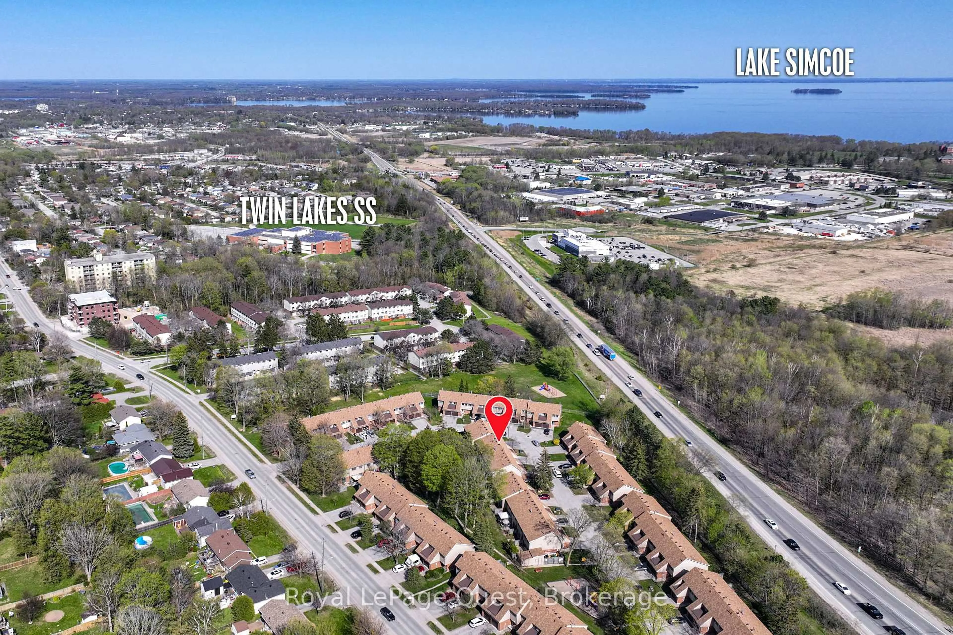 A pic from outside/outdoor area/front of a property/back of a property/a pic from drone, water/lake/river/ocean view for 441 Barrie Rd #76, Orillia Ontario L3V 6T9