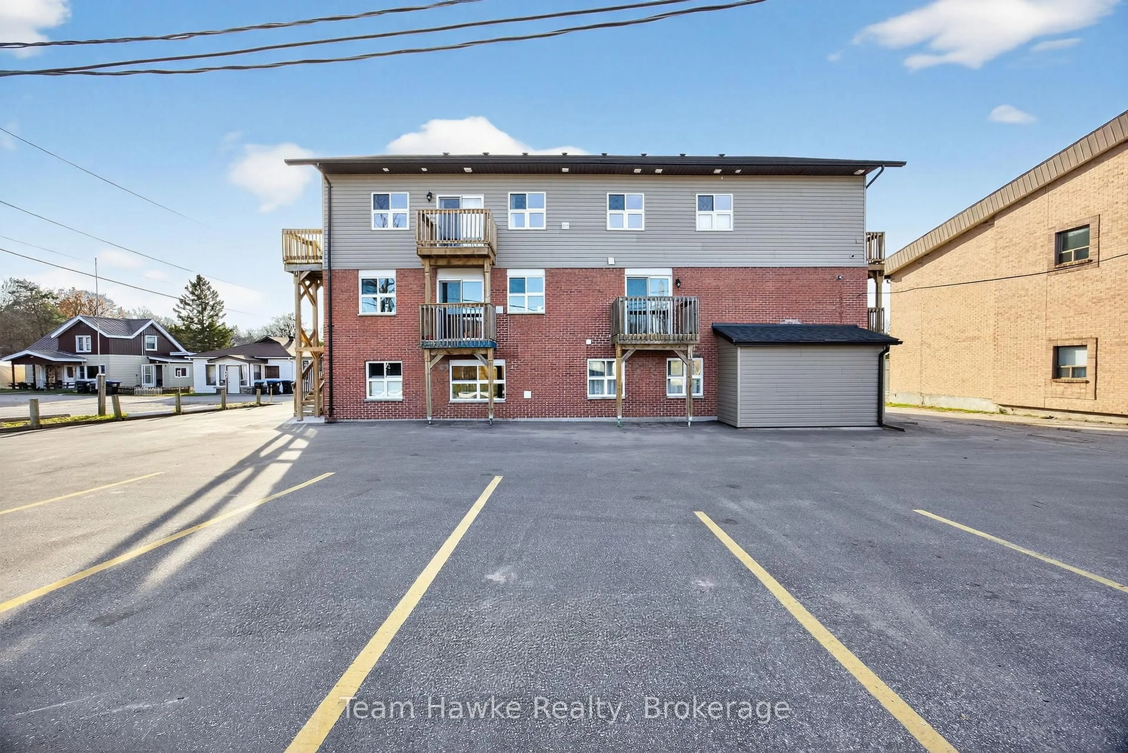Patio, street for 2 Tessier Dr, Penetanguishene Ontario L9M 1V4