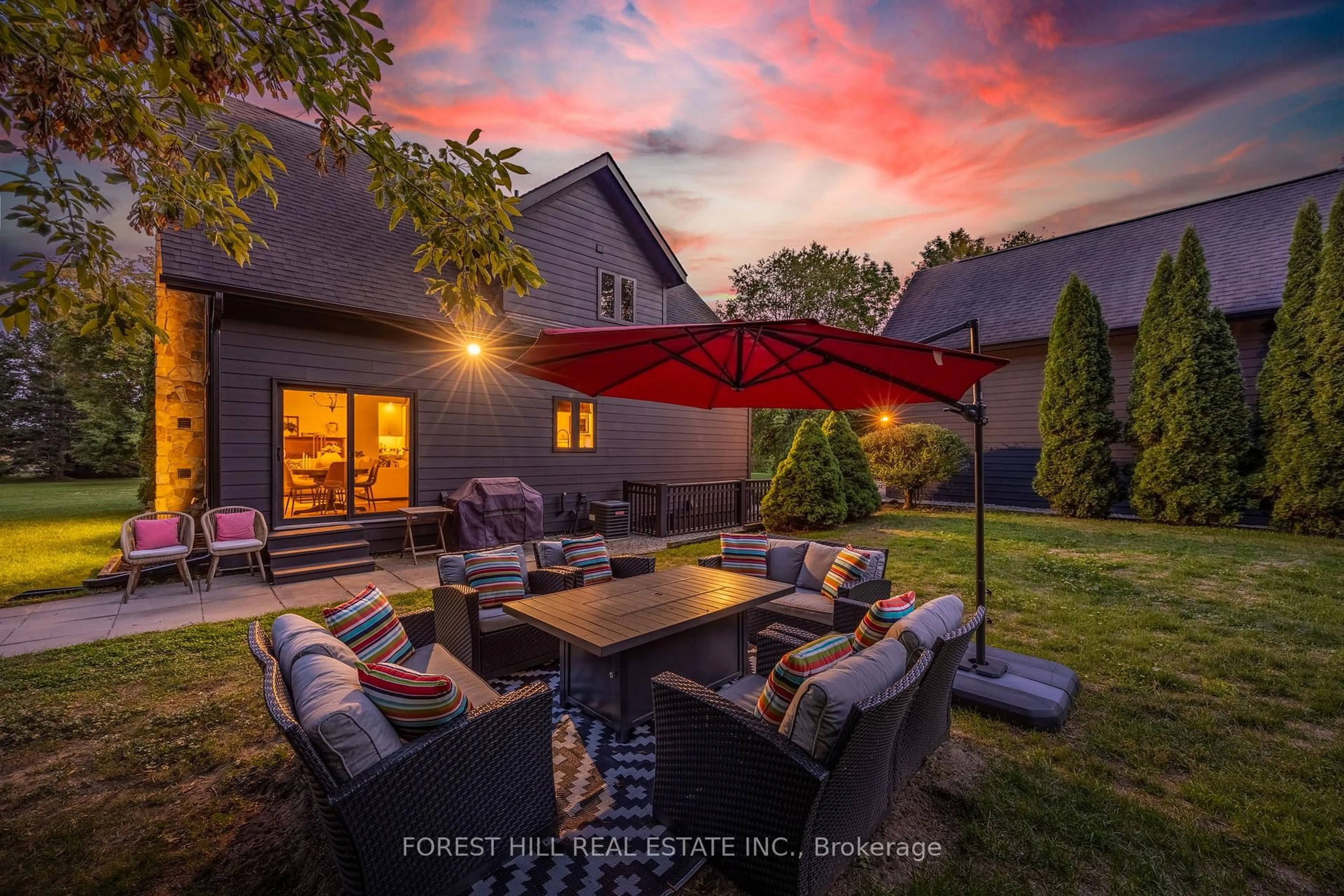 Patio, street for 3328 Flos Road 6 Rd, Springwater Ontario L0L 2K0