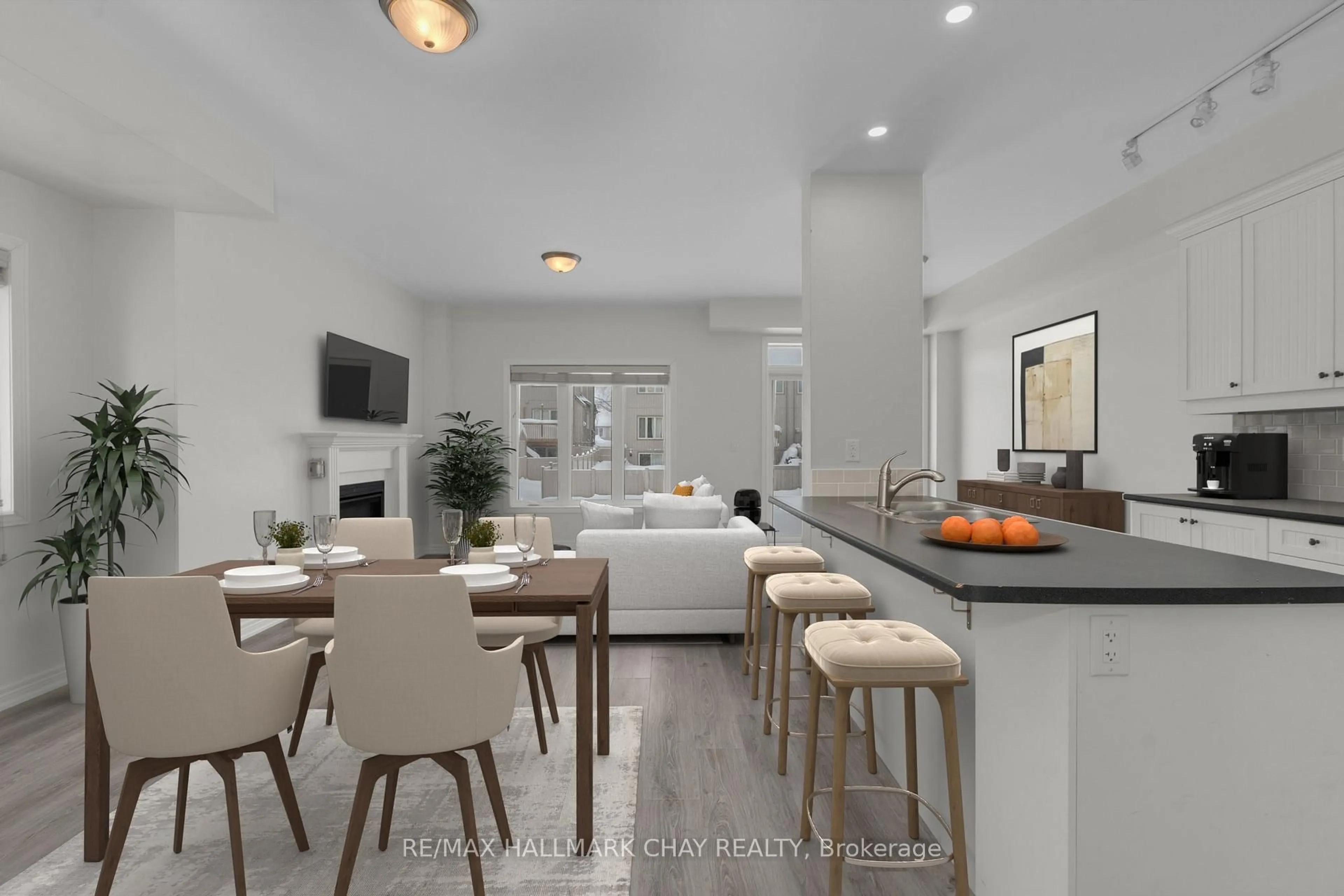 Open concept kitchen, ceramic/tile floor for 19 Churchlea Mews, Orillia Ontario L3V 8K9