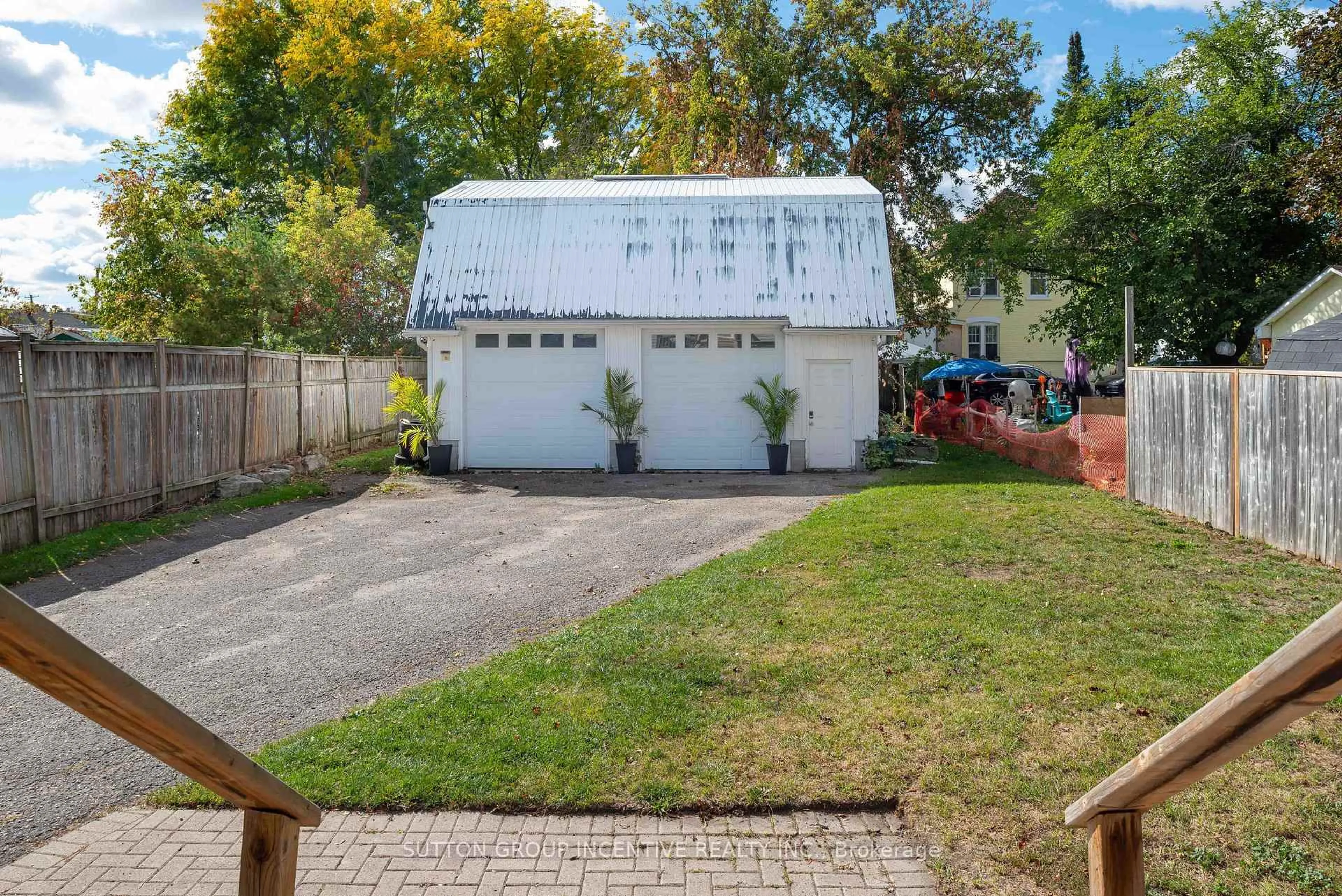 Unknown for 87 Dunlop St, Orillia Ontario L3V 5P3