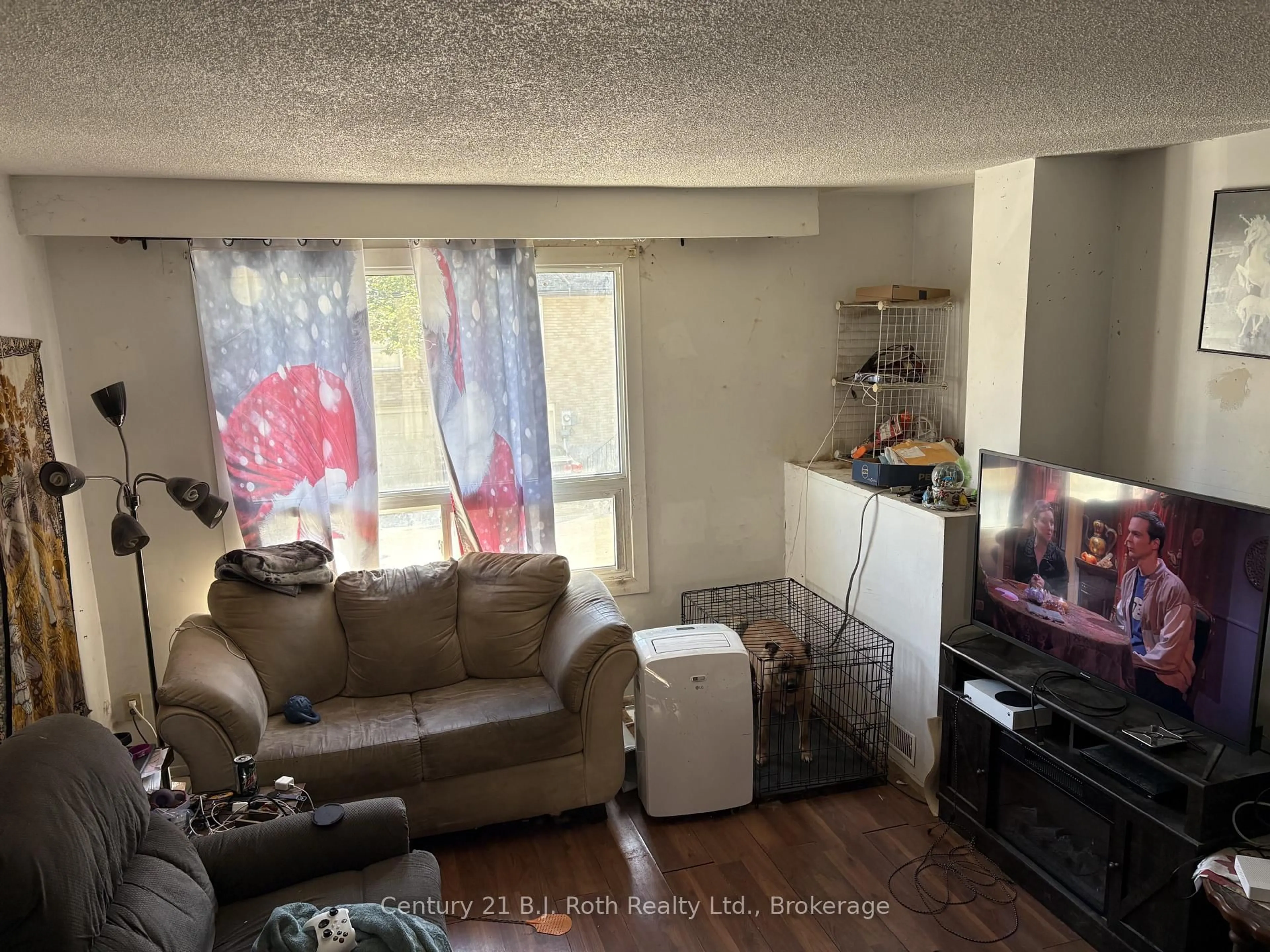 Living room with furniture, unknown for 1095 Mississaga St #107, Orillia Ontario L3V 6W7