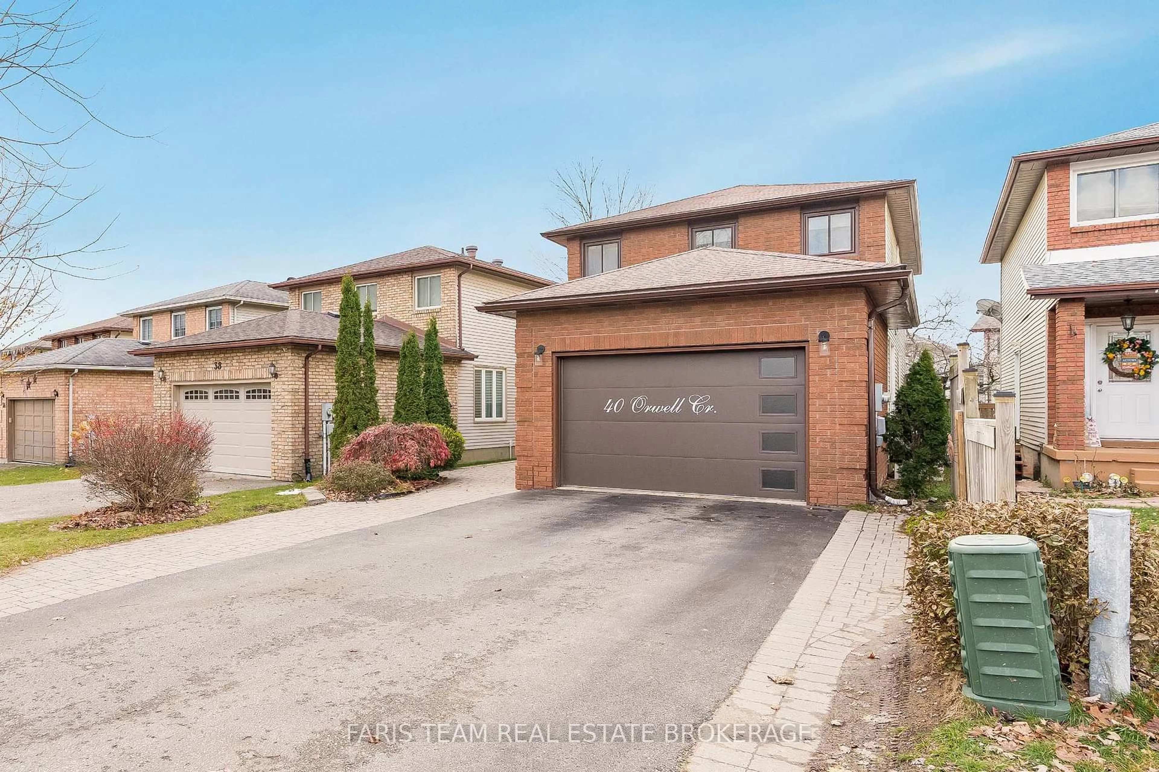 Home with brick exterior material, street for 40 Orwell Cres, Barrie Ontario L4N 6M6