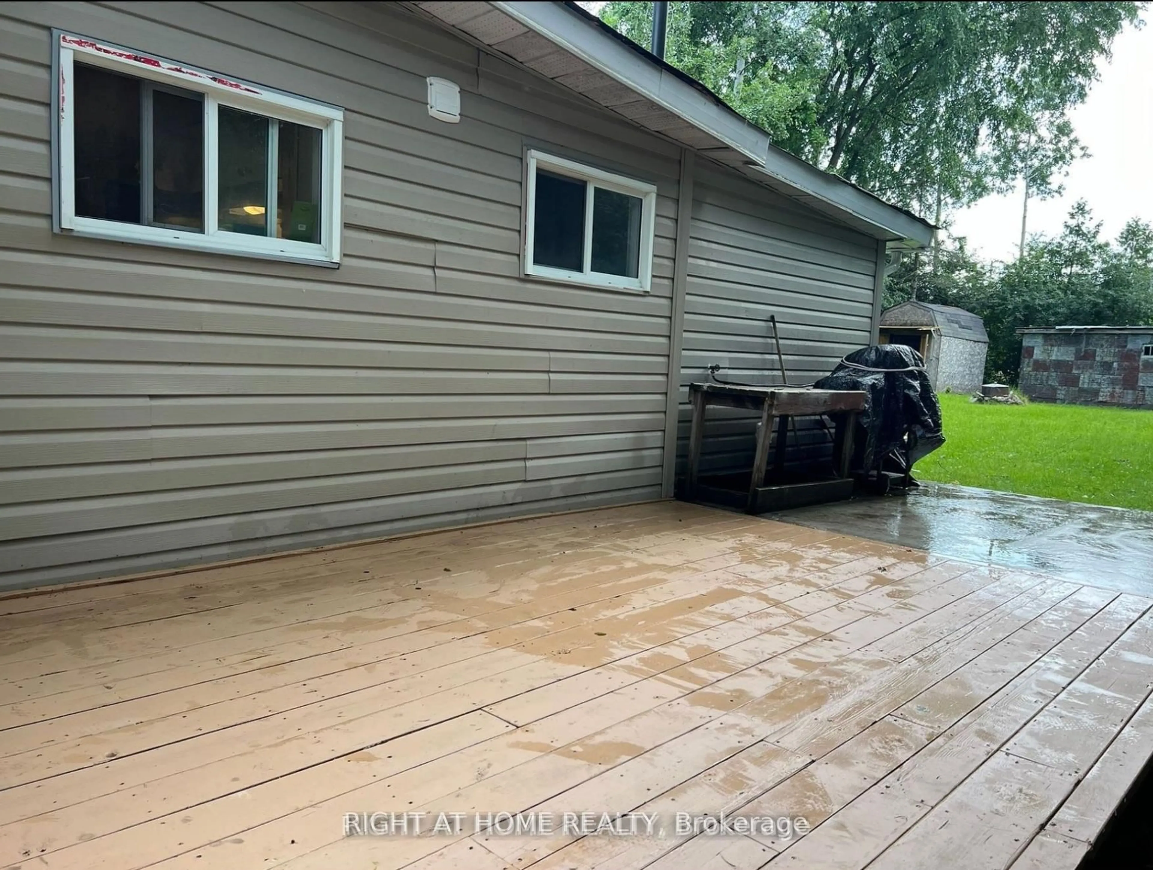 Unknown for 34 Broadview St, Collingwood Ontario L9Y 0X2