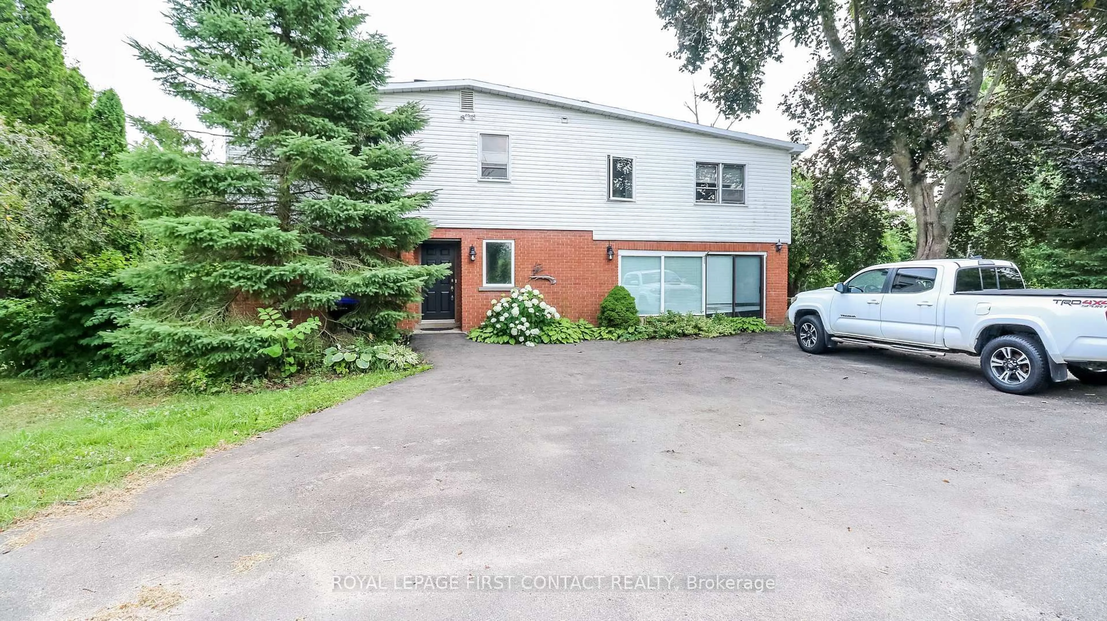 Unknown for 953 Ridge Rd, Oro-Medonte Ontario L0L 2E0