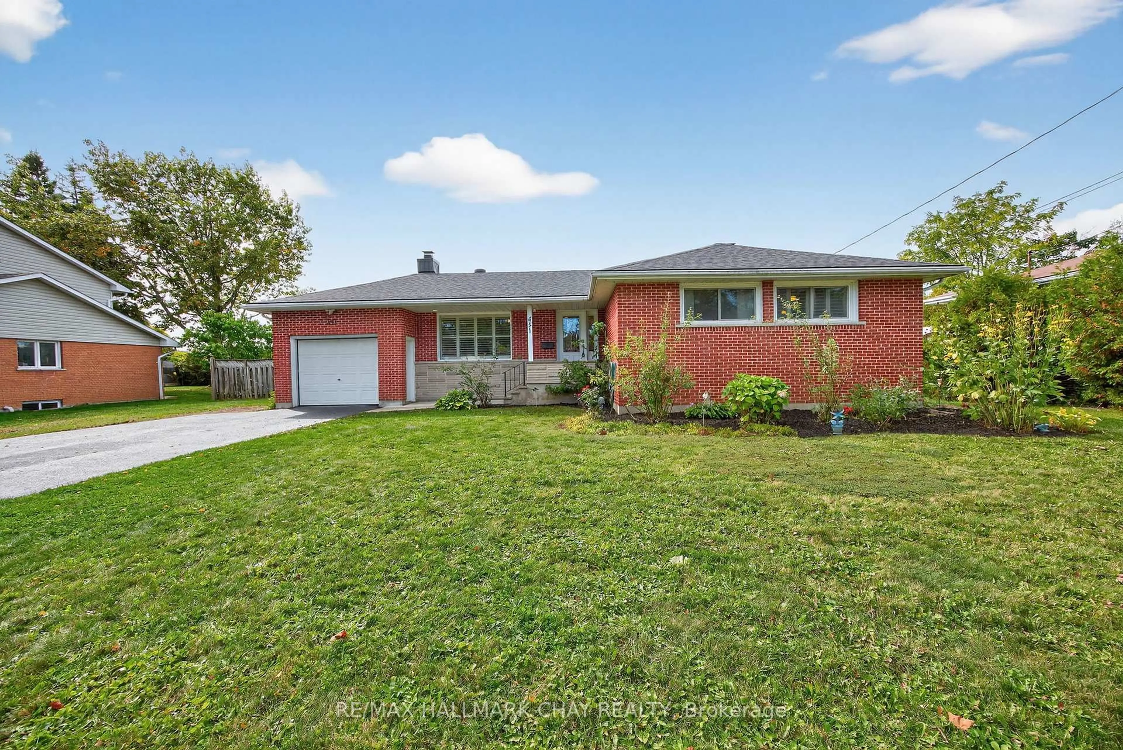 Home with brick exterior material, street for 451 Jamieson Dr, Orillia Ontario L3V 4Y6