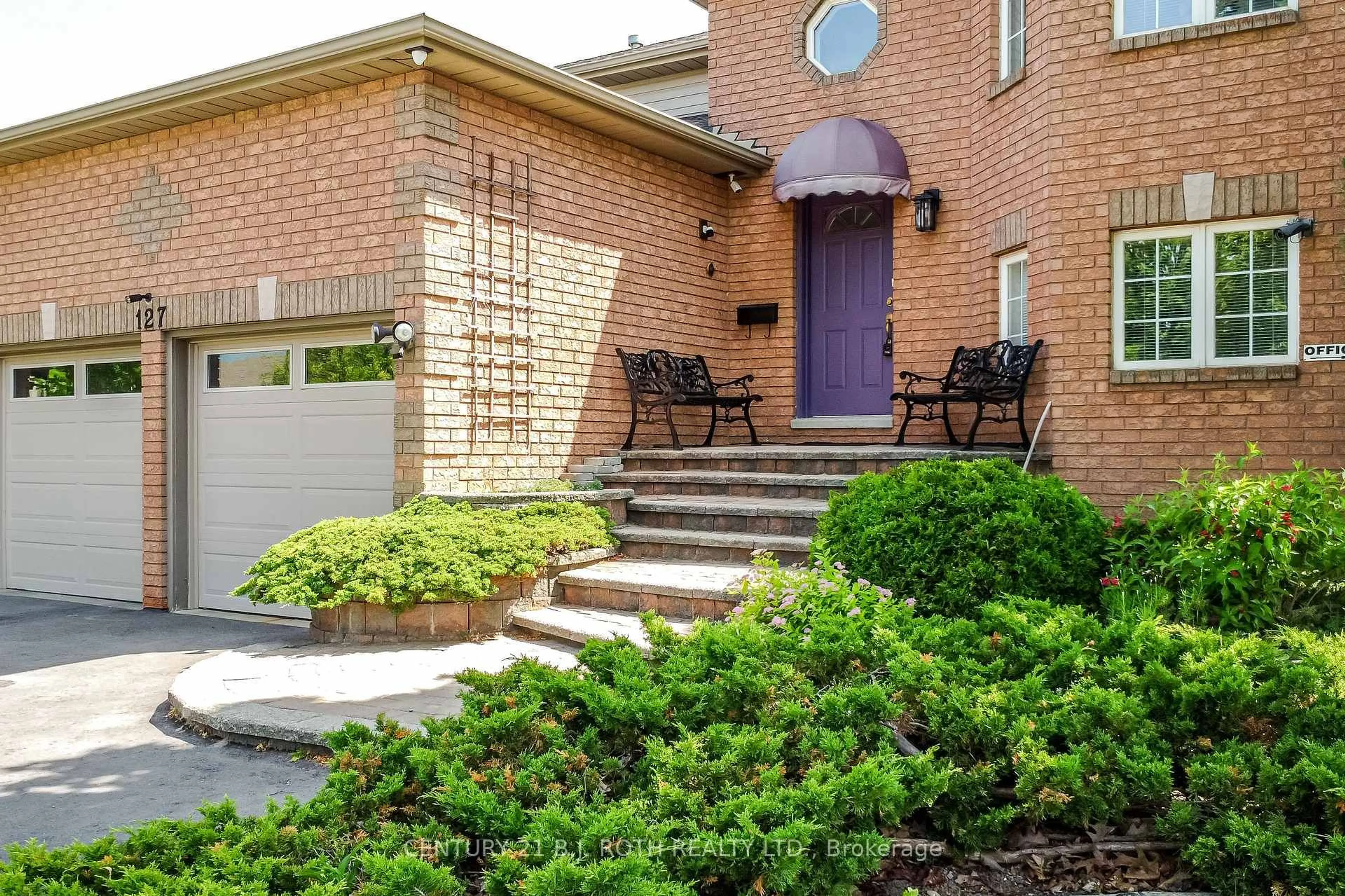 Home with brick exterior material, street for 127 Golden Meadow Rd, Barrie Ontario L4N 8K2