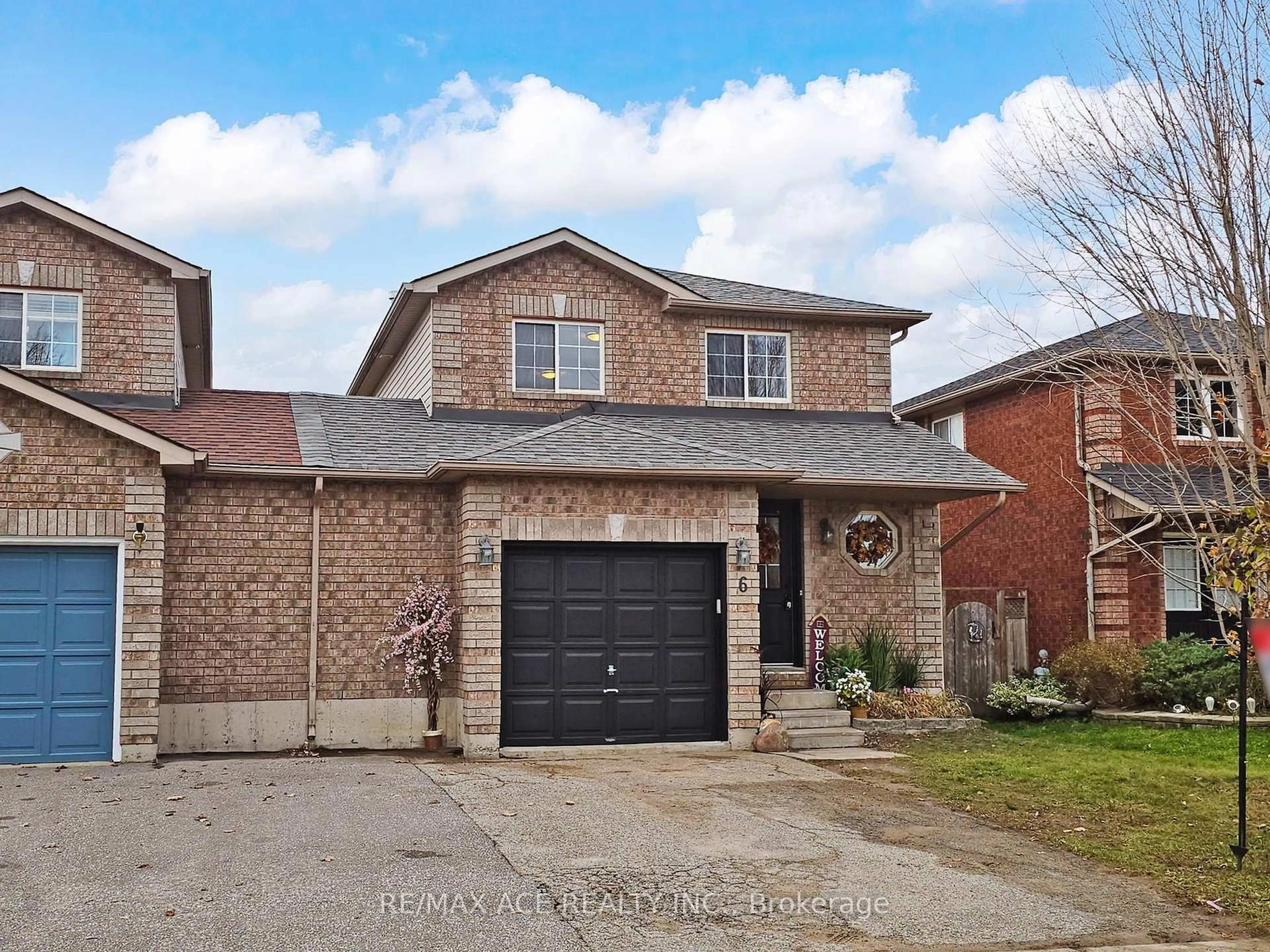 Home with brick exterior material, street for 6 Aconley Crt, Barrie Ontario L4M 7B3