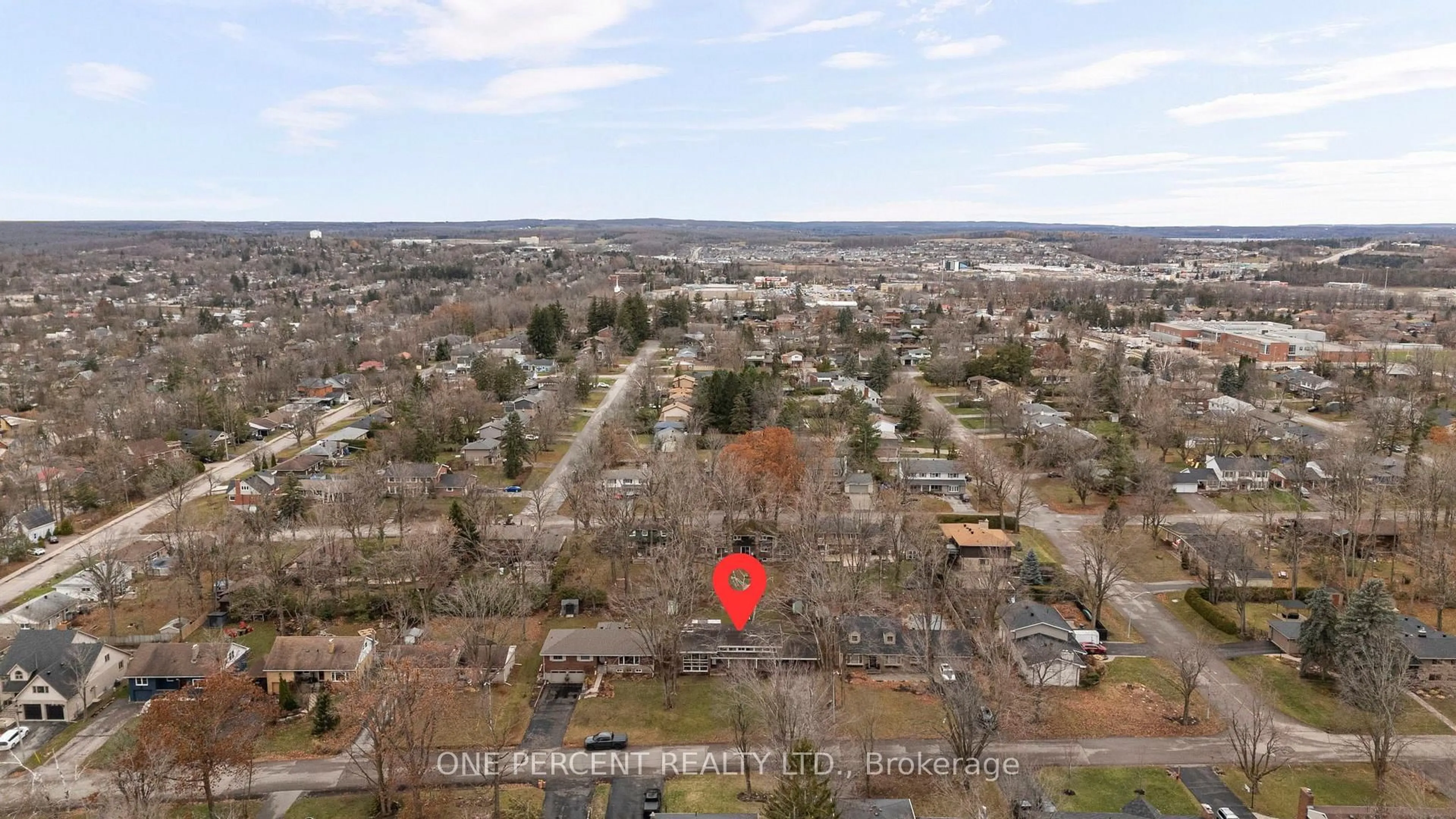 A pic from outside/outdoor area/front of a property/back of a property/a pic from drone, water/lake/river/ocean view for 193 LAWRENCE Ave, Orillia Ontario L3V 5M2