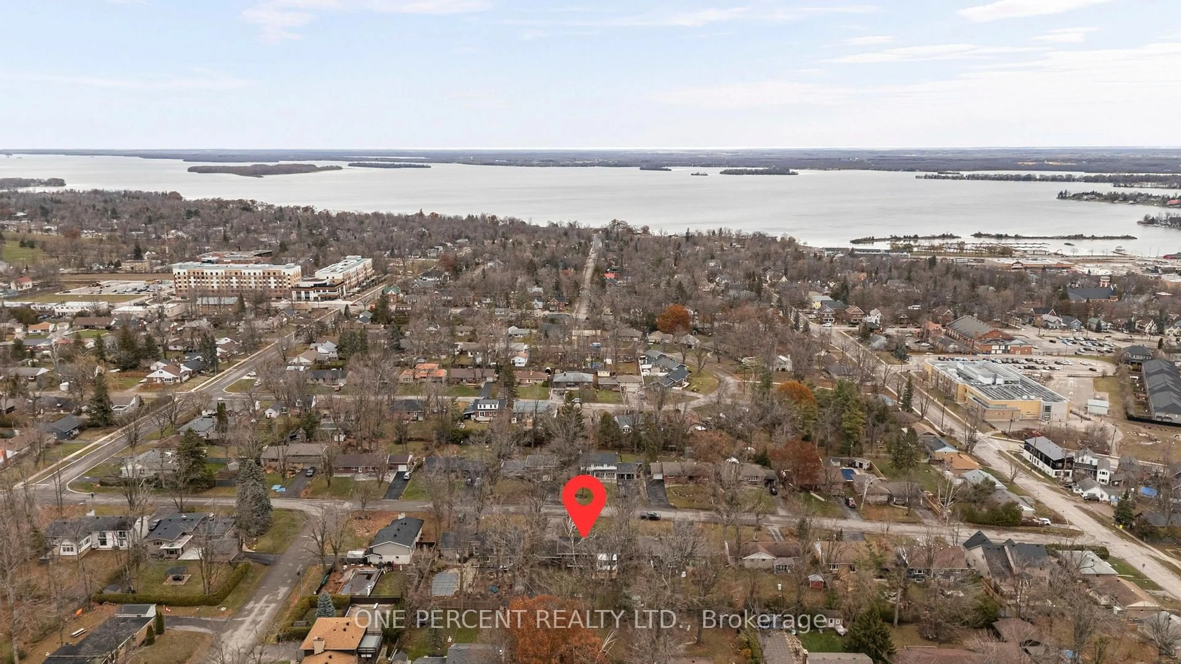 A pic from outside/outdoor area/front of a property/back of a property/a pic from drone, water/lake/river/ocean view for 193 LAWRENCE Ave, Orillia Ontario L3V 5M2