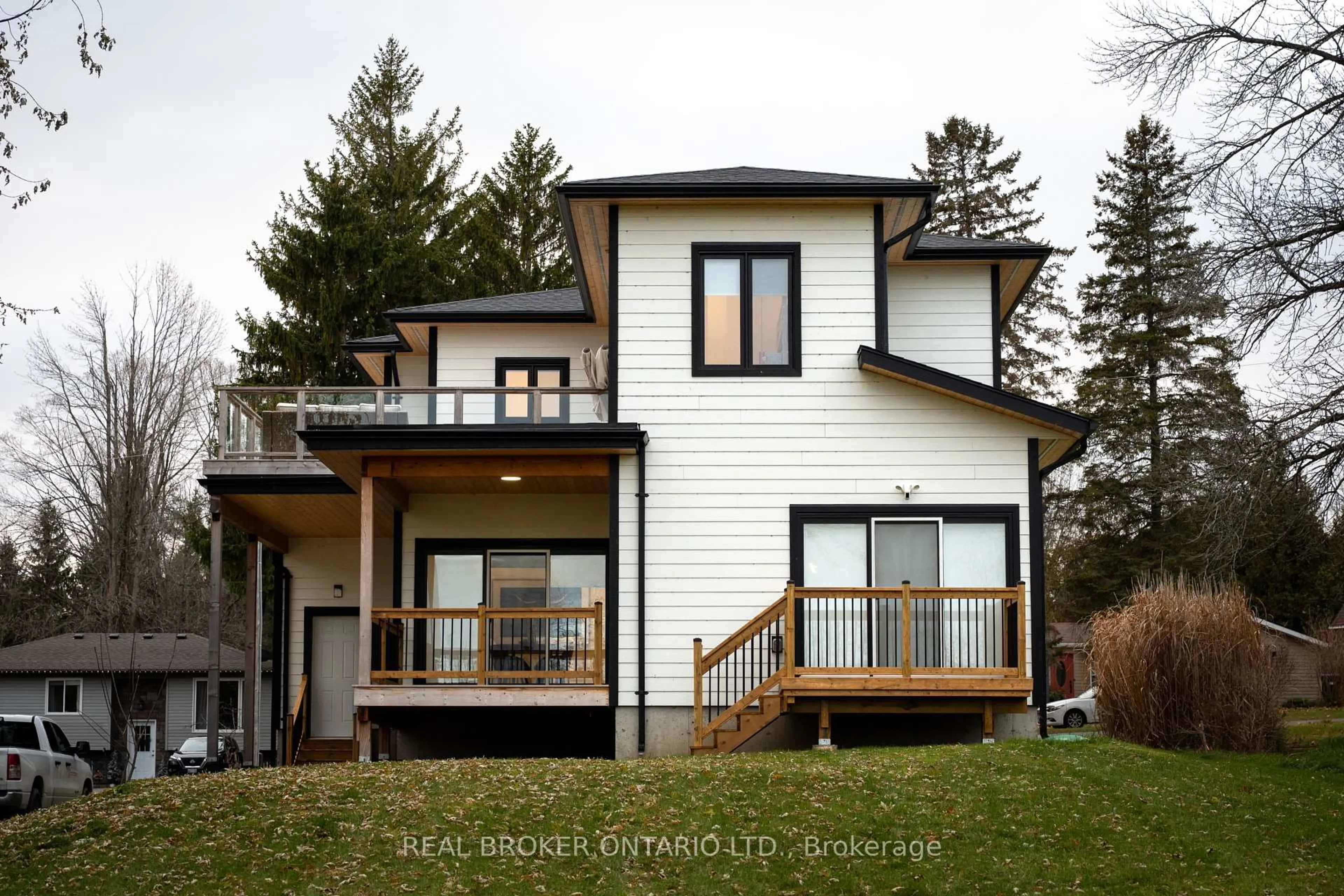 Home with vinyl exterior material, unknown for 3963 Hilltop Rd, Ramara Ontario L3V 0S2