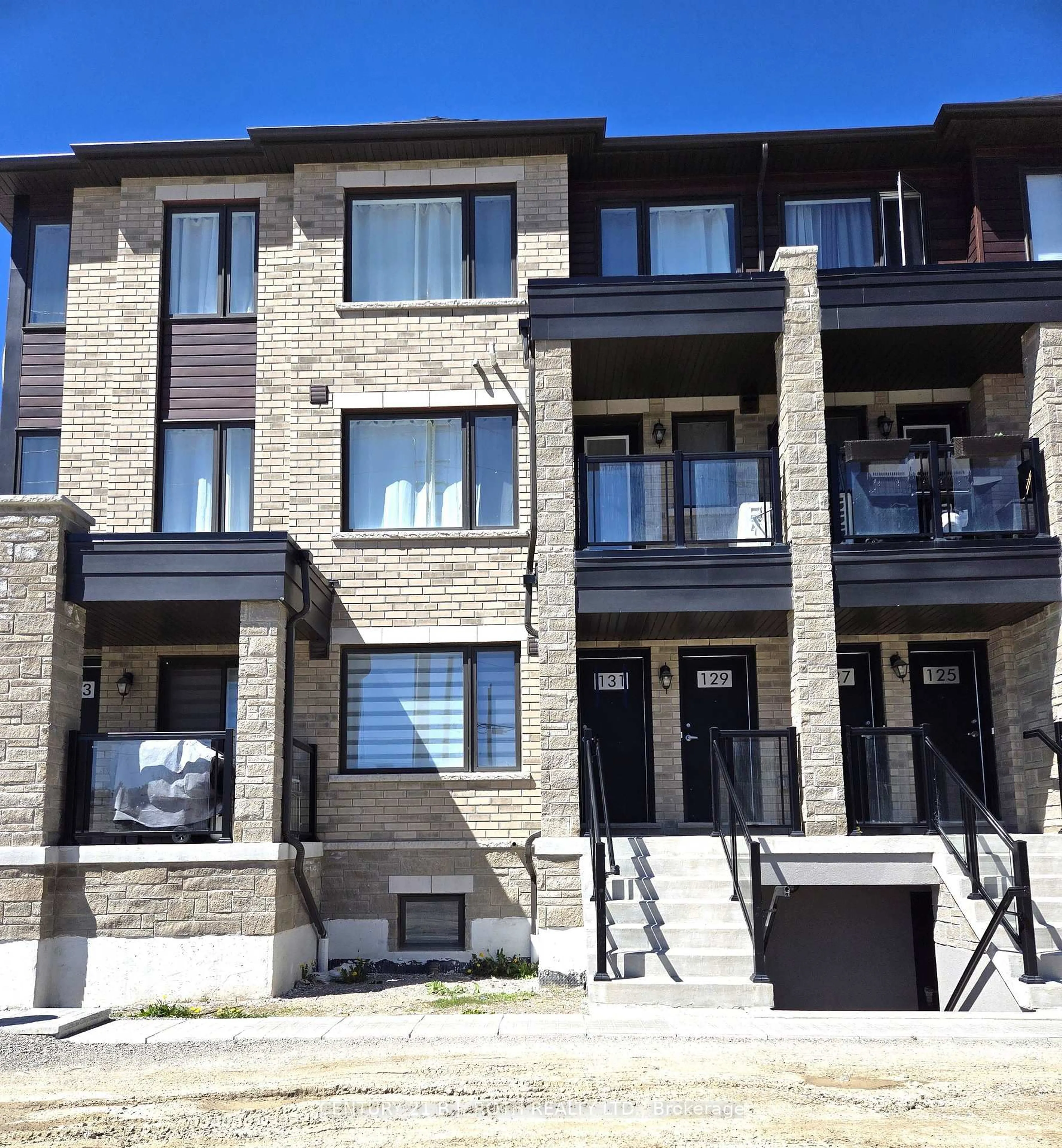 Home with brick exterior material, street for 131 Appletree Lane, Barrie Ontario L9J 0P1