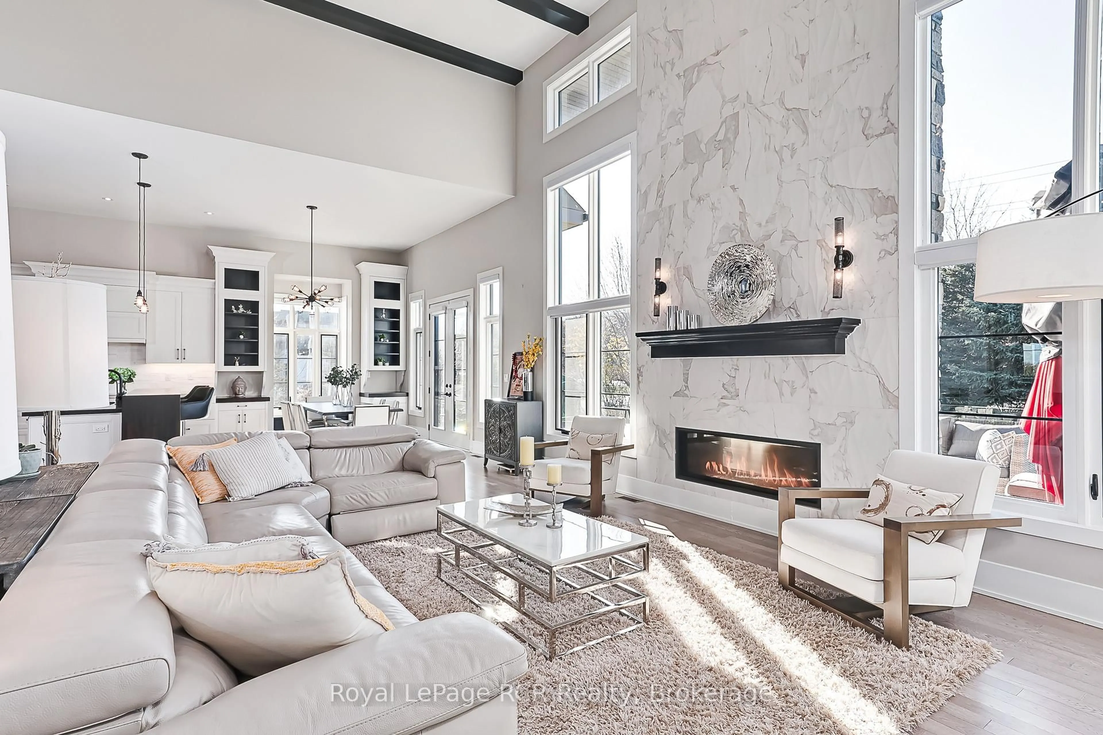 Living room with furniture, ceramic/tile floor for 1 Windrose Valley Blvd, Collingwood Ontario L9Y 0K2