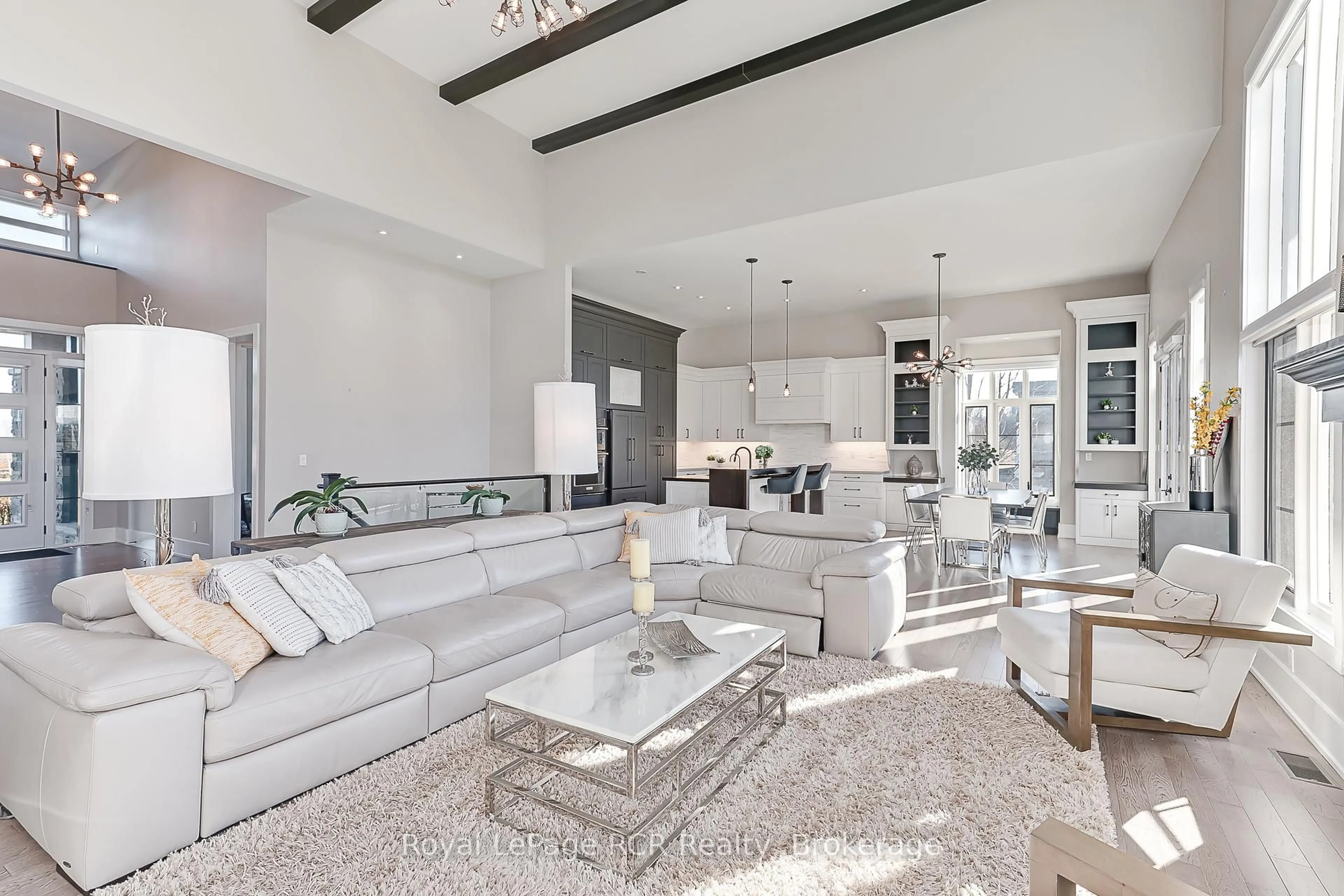 Living room with furniture, unknown for 1 Windrose Valley Blvd, Collingwood Ontario L9Y 0K2