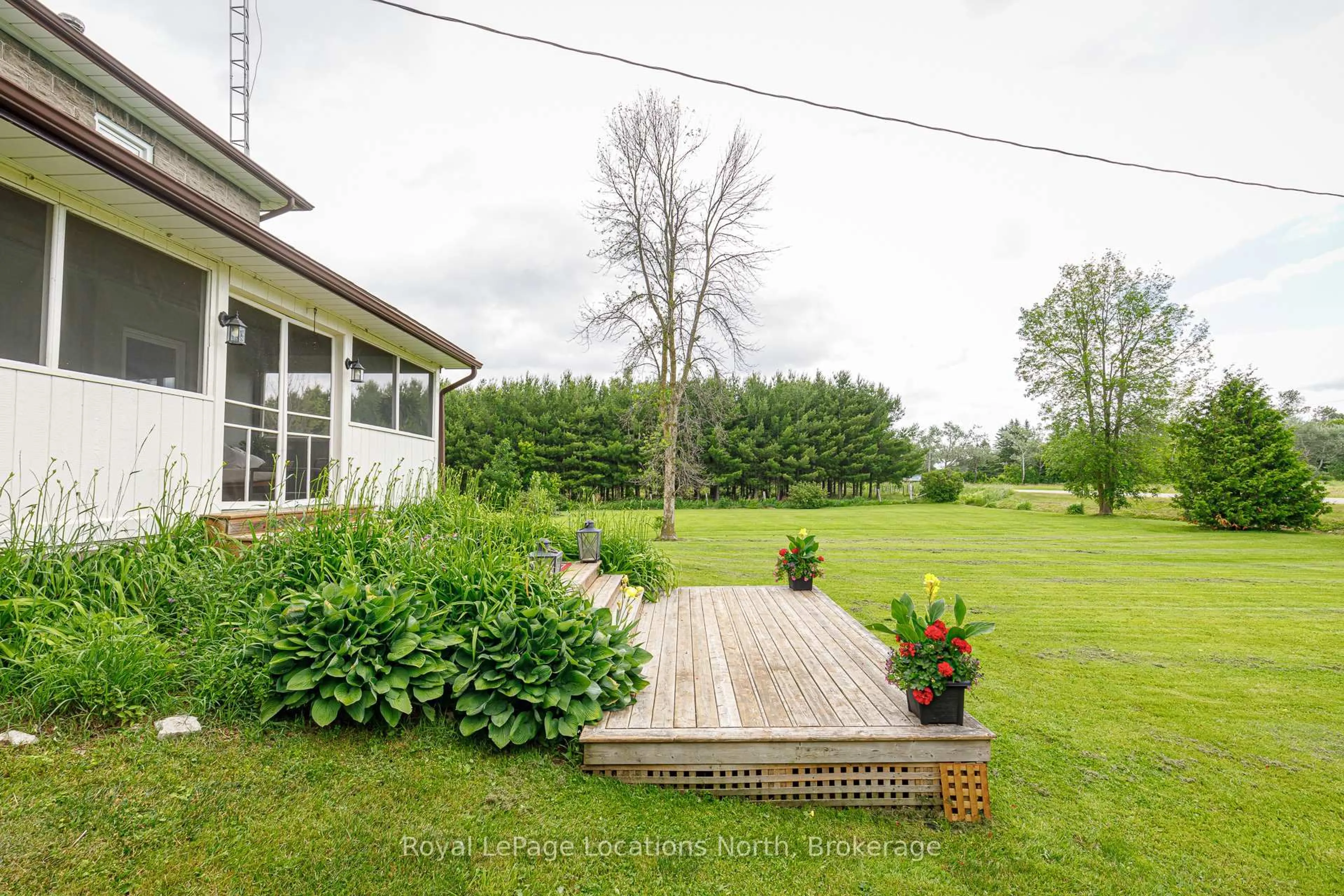Patio, water/lake/river/ocean view for 5576 Concession 6 Rd Sunnidale, Clearview Ontario L0M 1N0