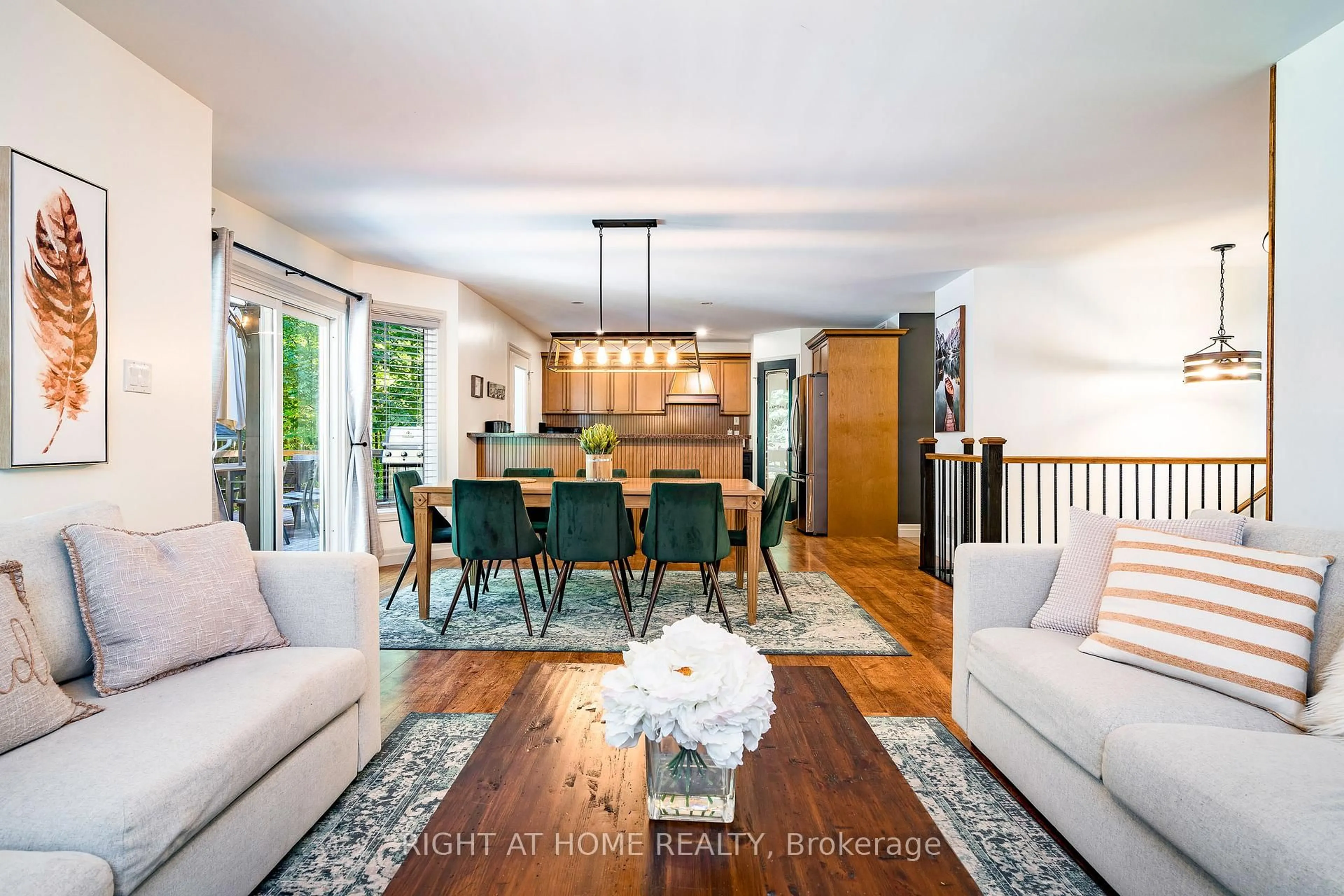 Open concept kitchen, unknown for 137 Desroches Tr, Tiny Ontario L9M 0H9