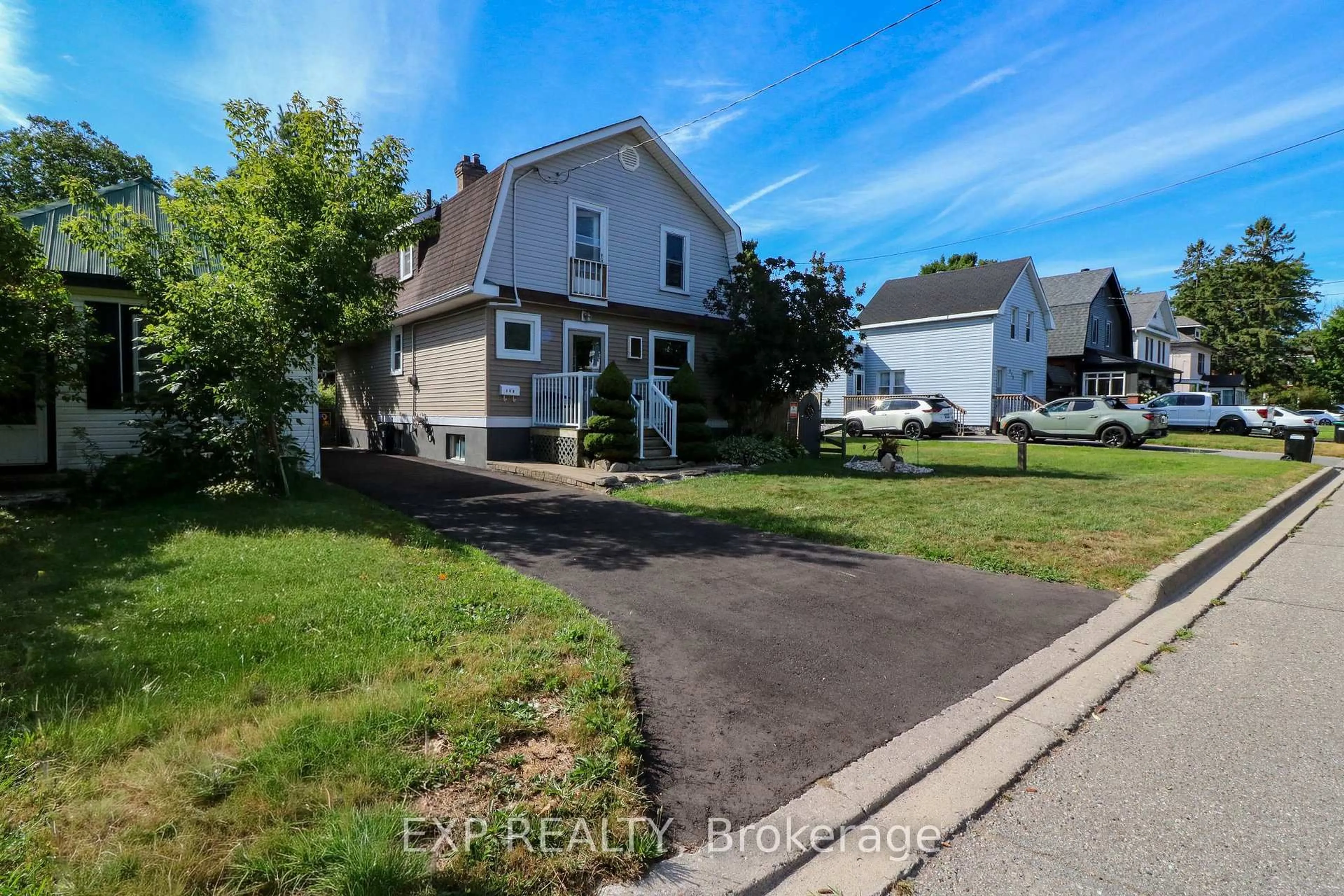 A pic from outside/outdoor area/front of a property/back of a property/a pic from drone, street for 369 Horrell Ave, Midland Ontario L4R 2A5