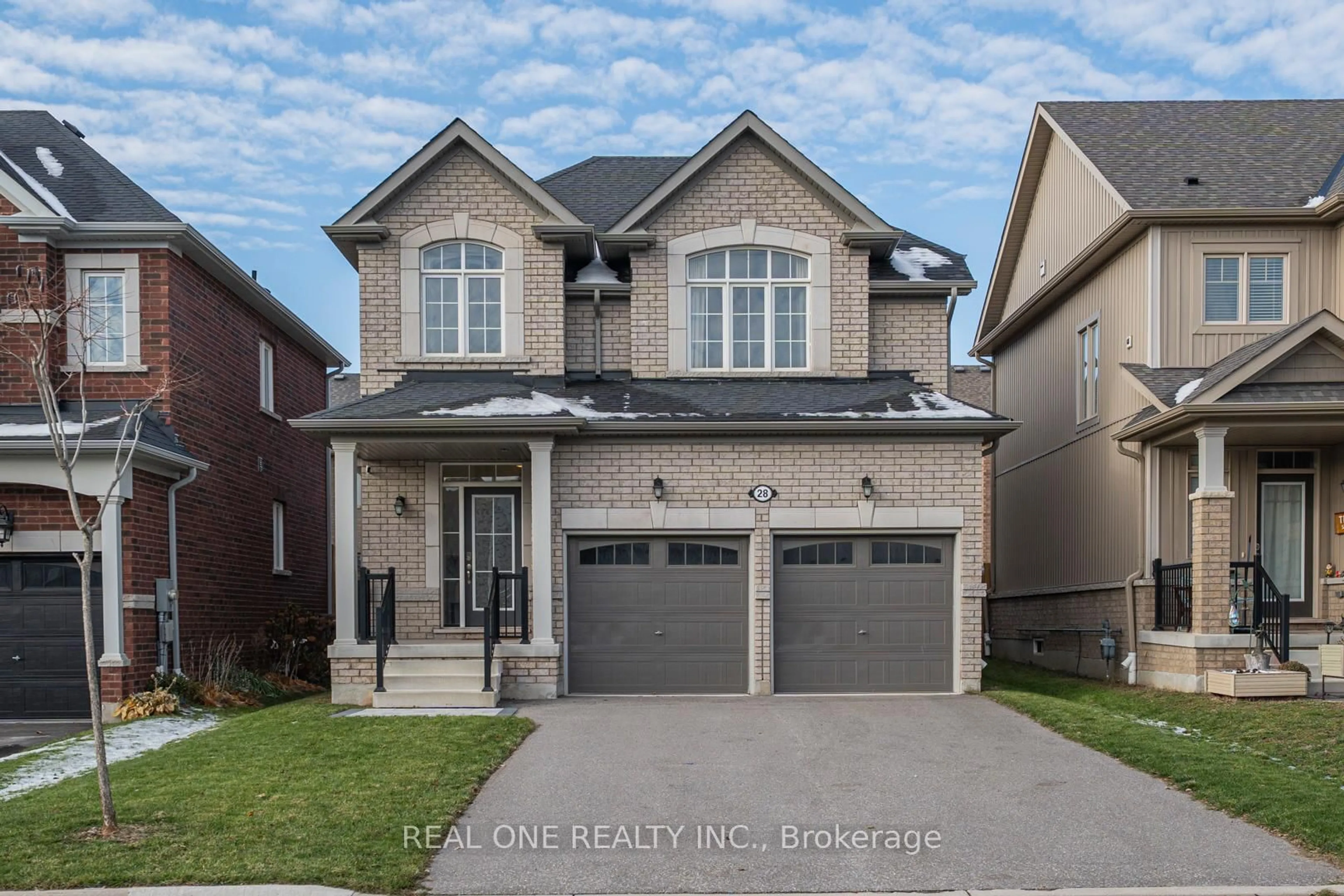 Home with brick exterior material, street for 28 Kerr St, Collingwood Ontario L9Y 4B6