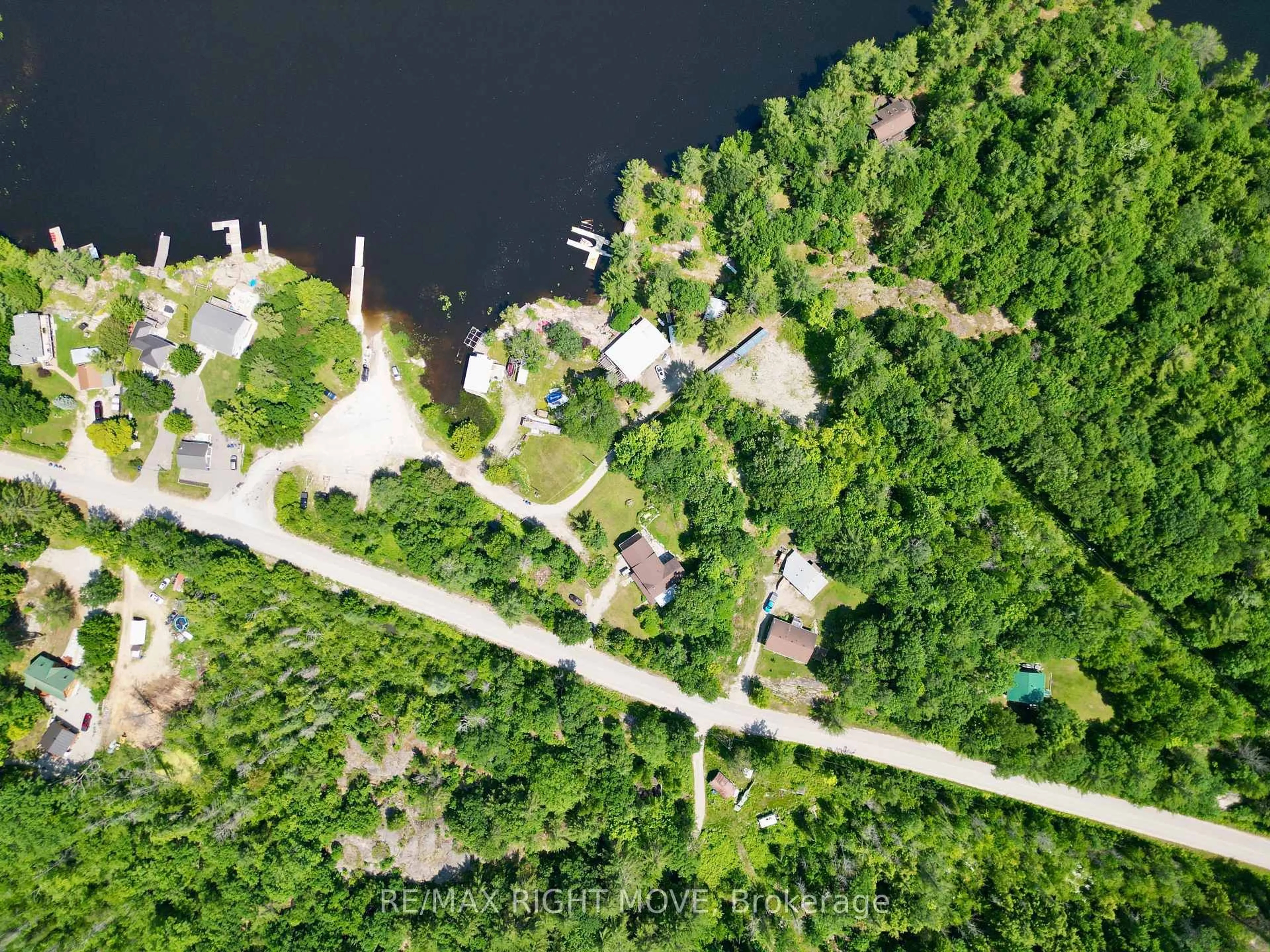 A pic from outside/outdoor area/front of a property/back of a property/a pic from drone, water/lake/river/ocean view for 1894 Henrys Landing, Severn Ontario L0K 1E0