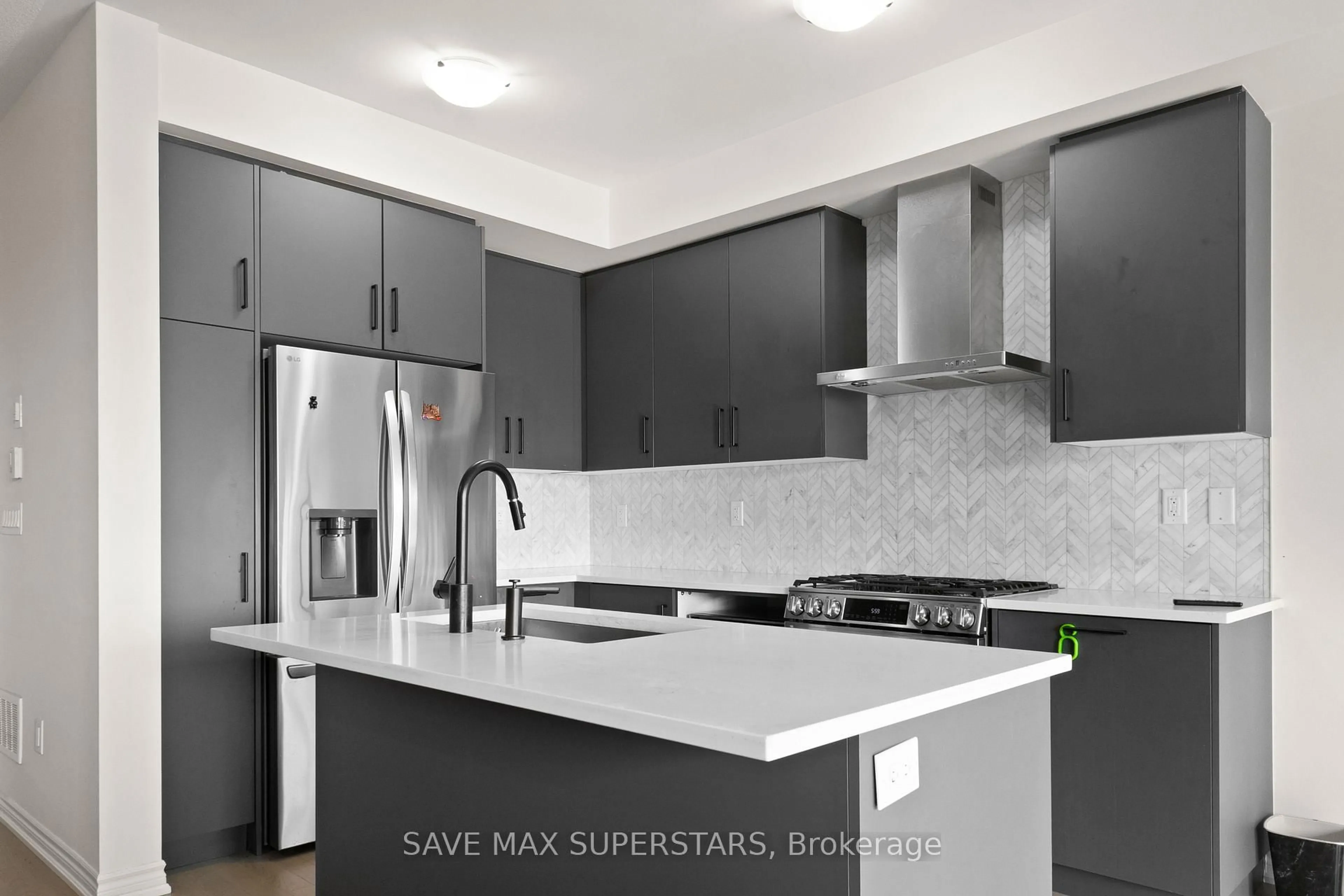 Contemporary kitchen, unknown for 152 Greer St, Barrie Ontario L9J 0R5