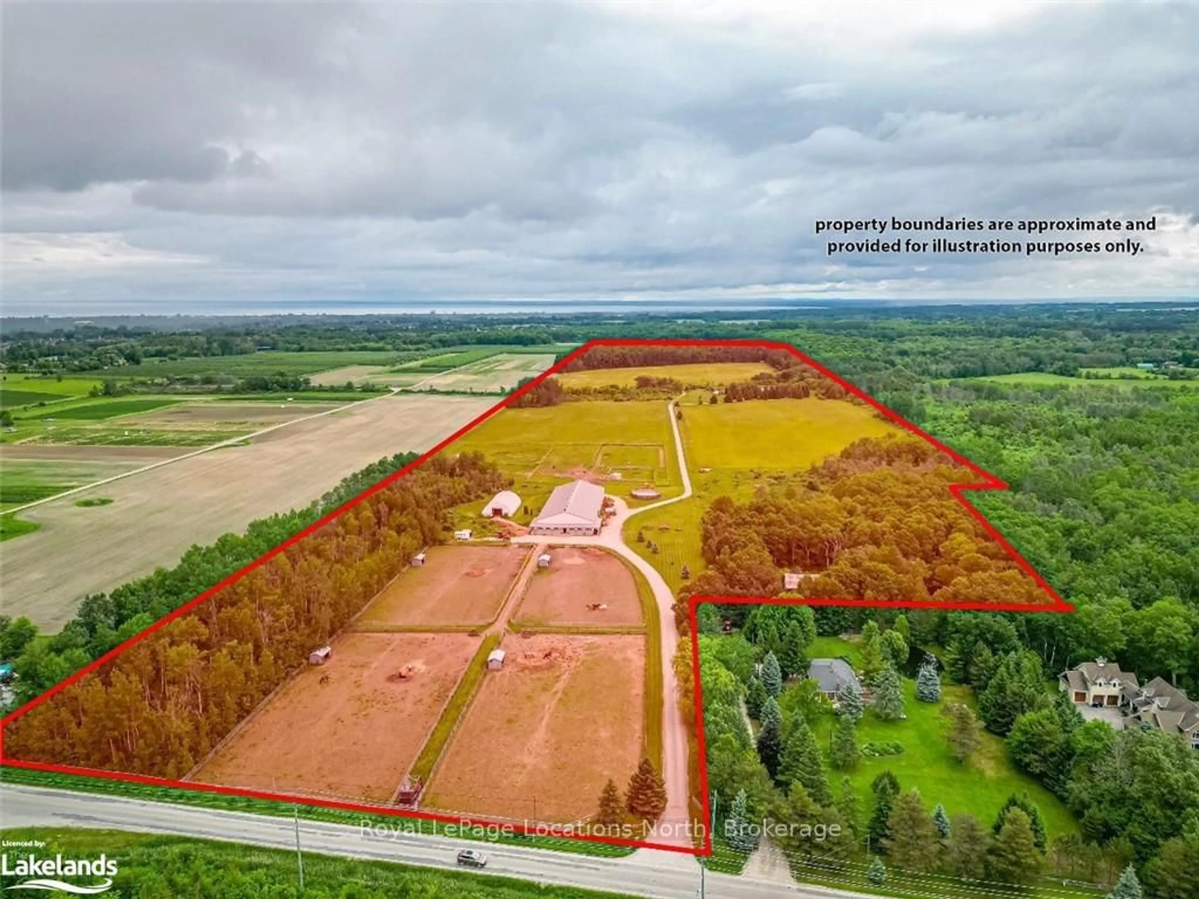 A pic from outside/outdoor area/front of a property/back of a property/a pic from drone, forest/trees view for 2623 Con 10 N Nottawasaga Rd, Clearview Ontario L9Y 3Y9