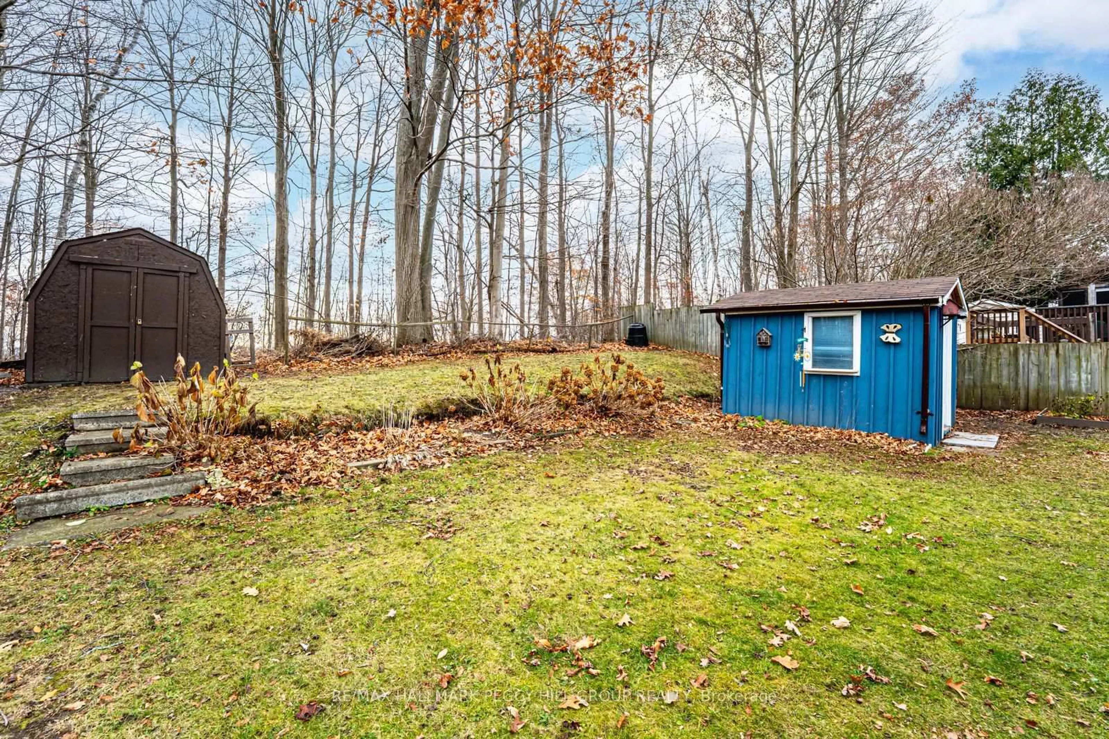 Shed for 858 Birchwood Dr, Midland Ontario L4R 4Y2