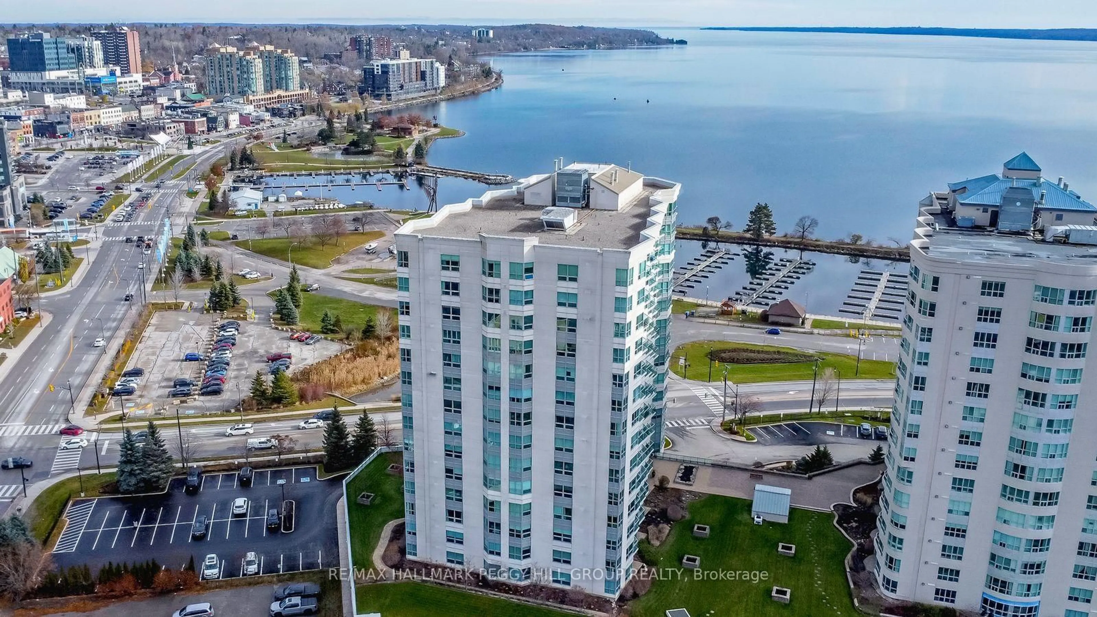 A pic from outside/outdoor area/front of a property/back of a property/a pic from drone, water/lake/river/ocean view for 6 Toronto St #1005, Barrie Ontario L4N 9R2